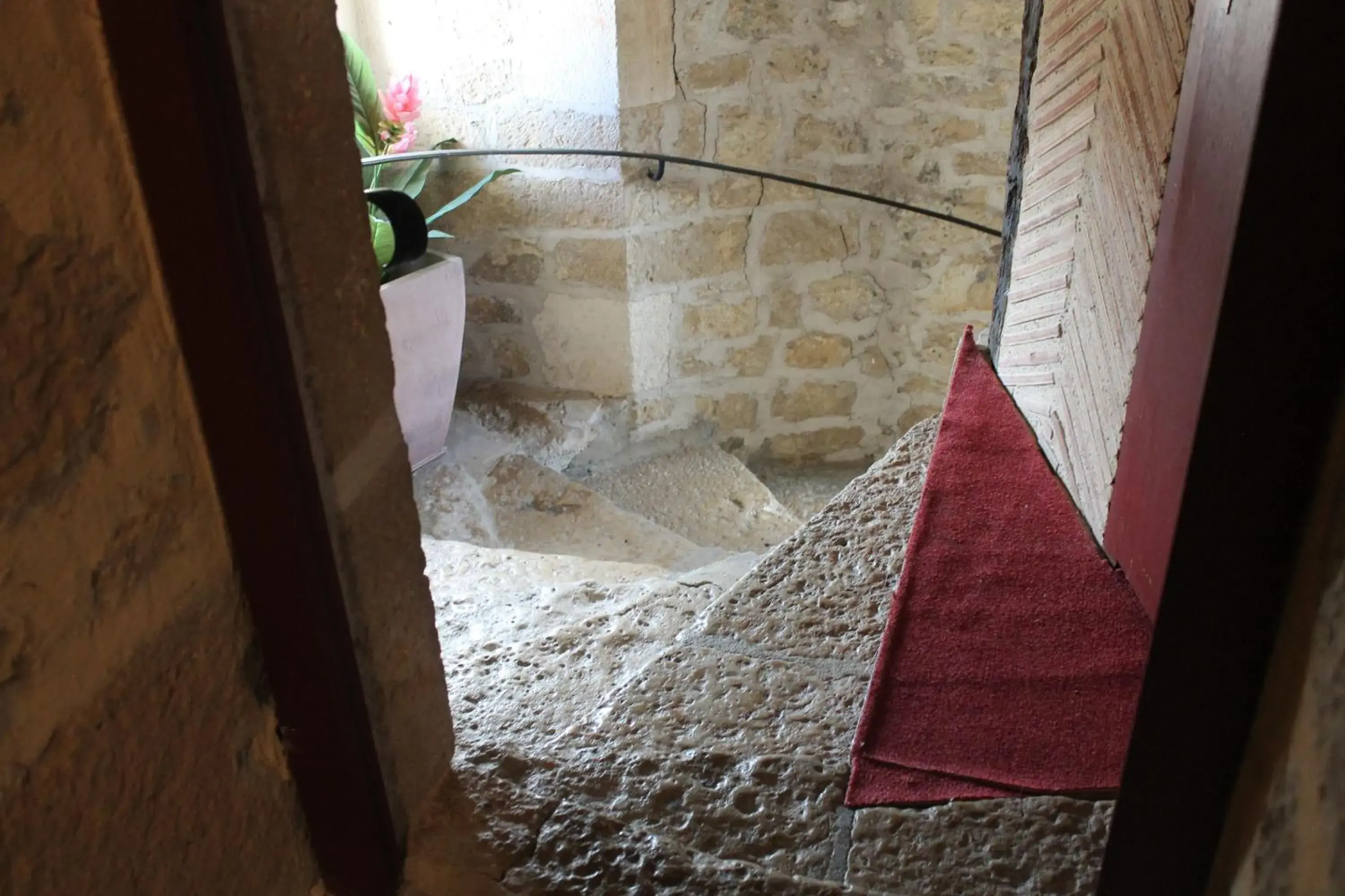 Bed in Logis Auberge de la Tour