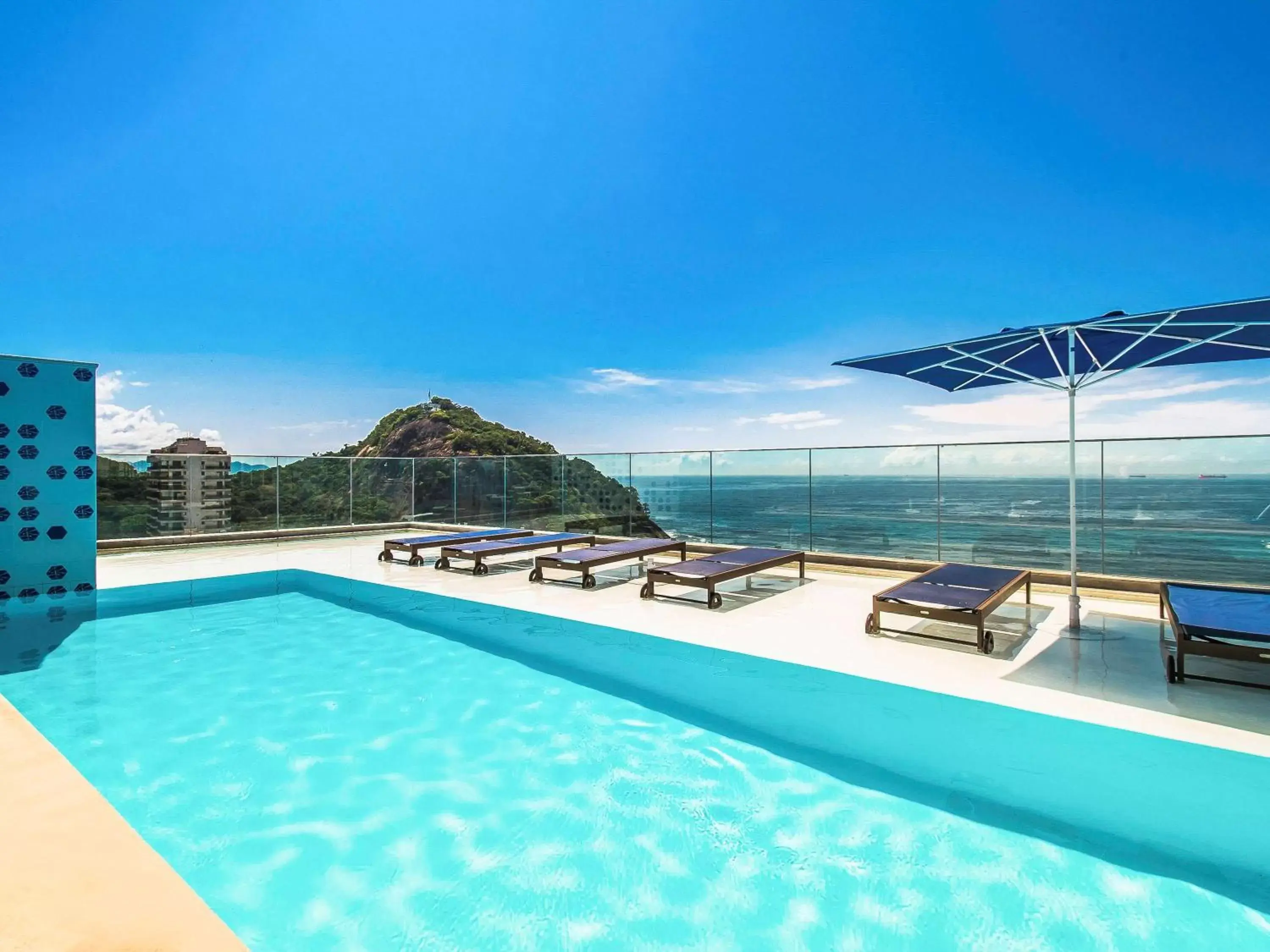 Pool view, Swimming Pool in Novotel Rio de Janeiro Leme