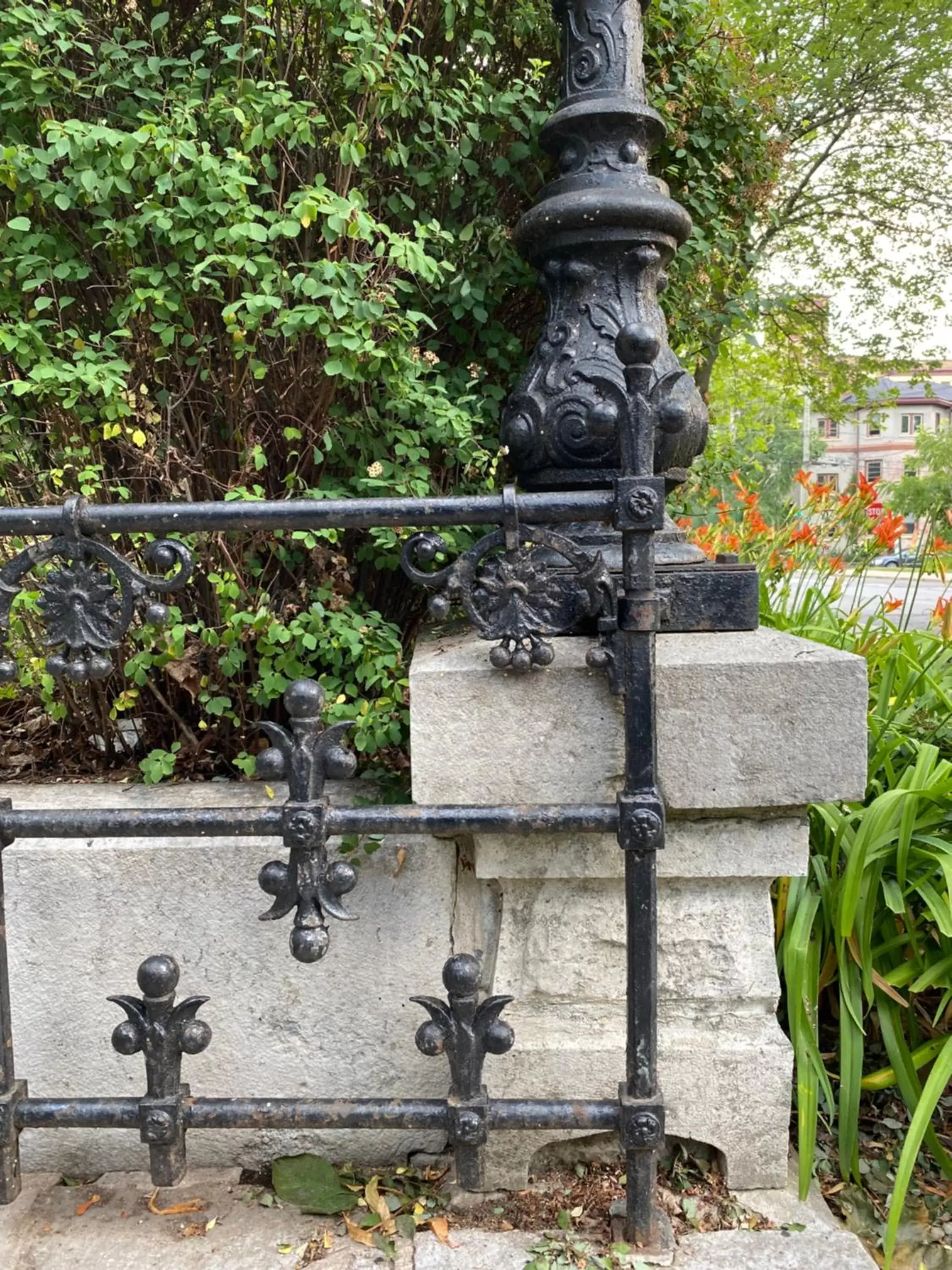 Facade/entrance in Hochelaga Inn Facade/entrance in Hochelaga Inn