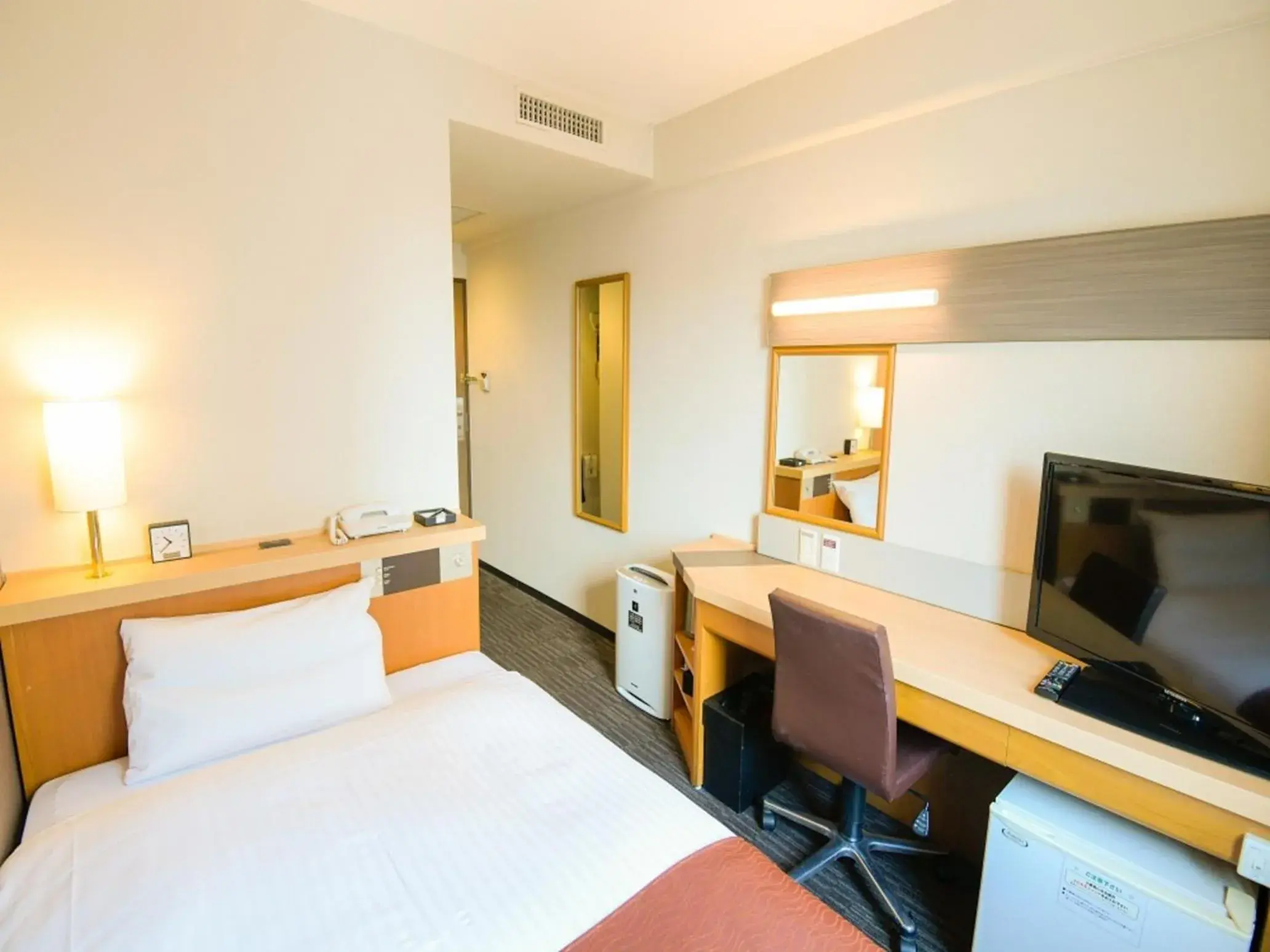 Bed in VIA INN SHIN OSAKA WEST - JR WEST GROUP