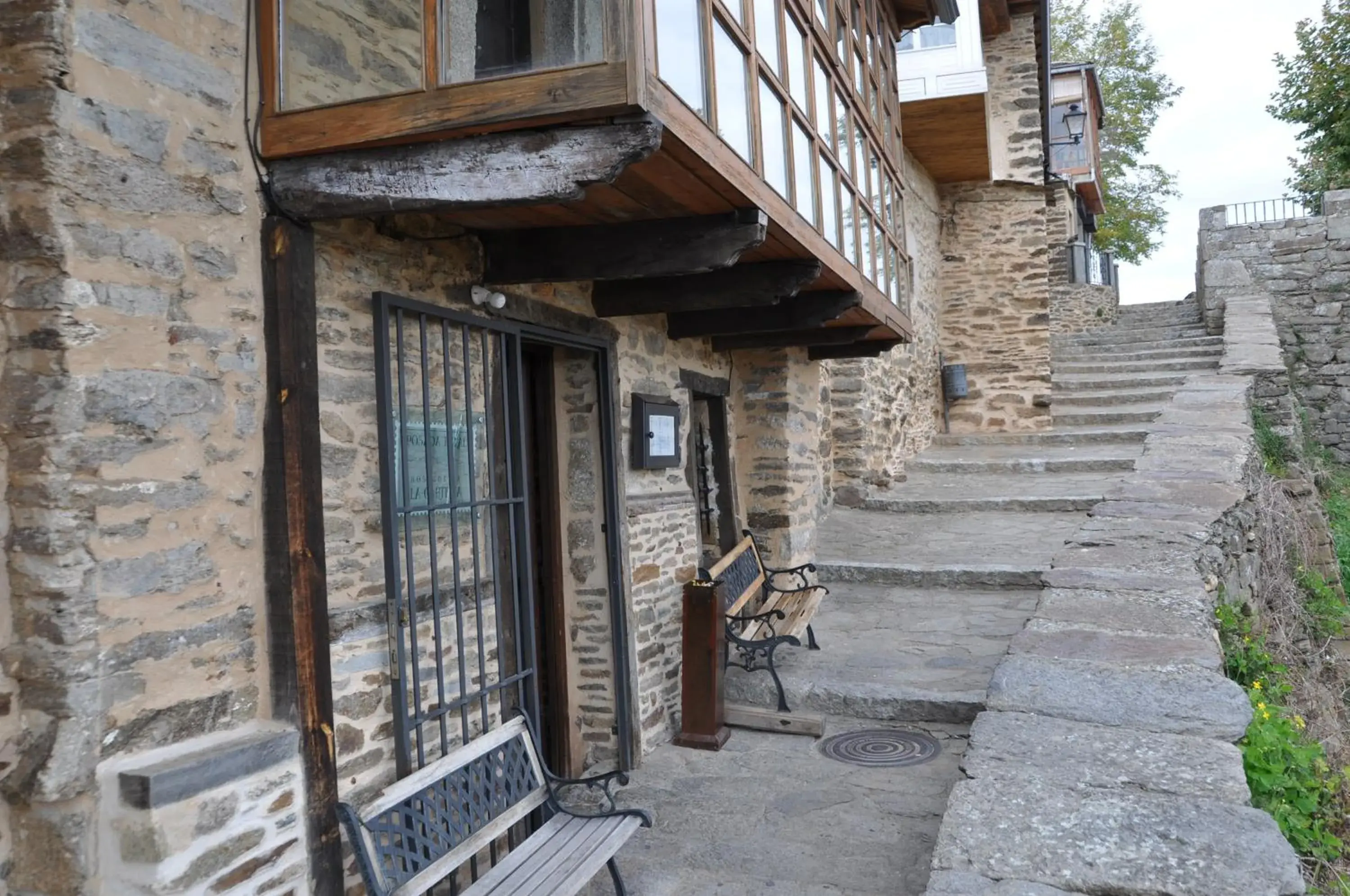 Facade/entrance in Posada Real La Carteria