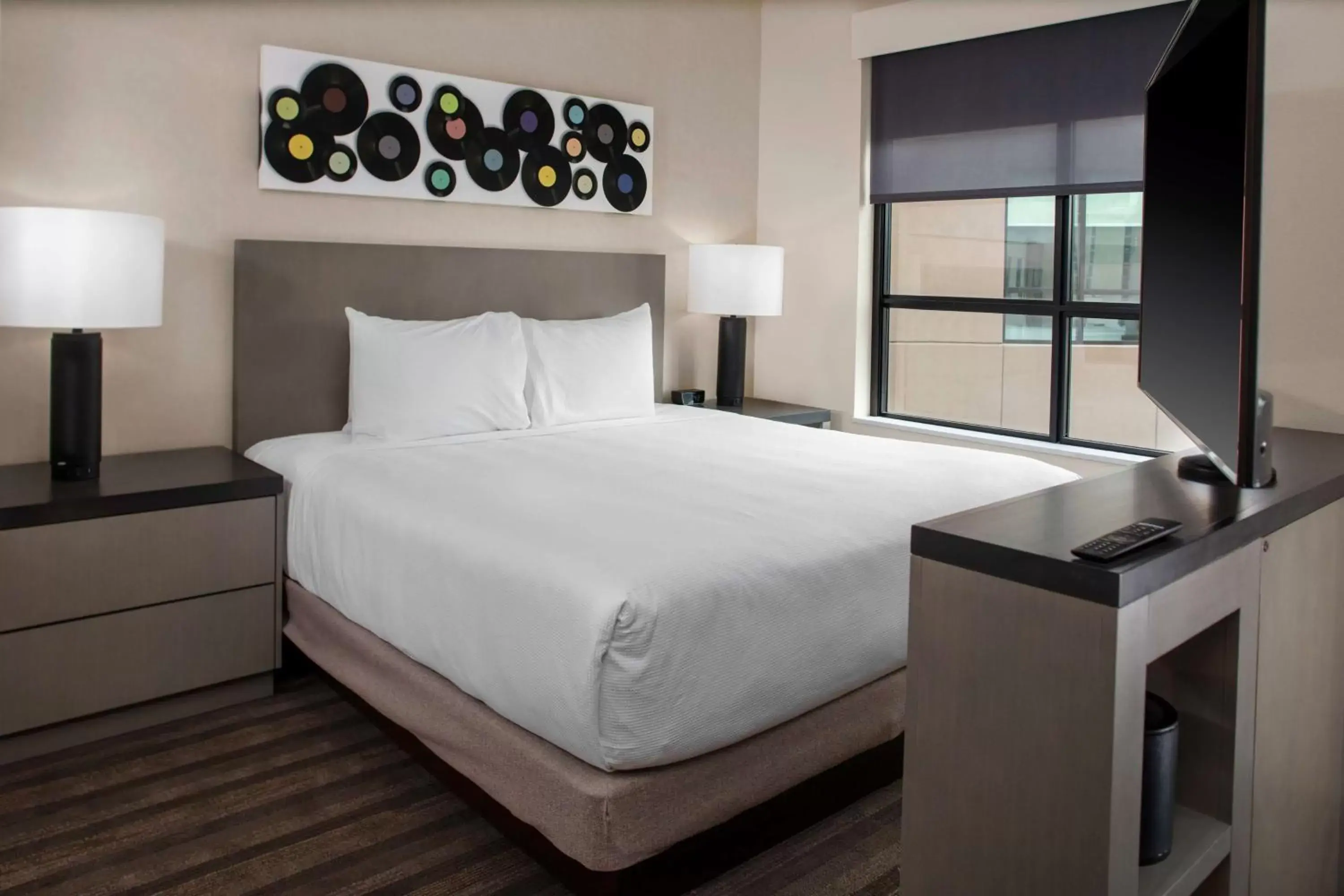 Photo of the whole room, Bed in Hyatt House Nashville Downtown-Convention Center