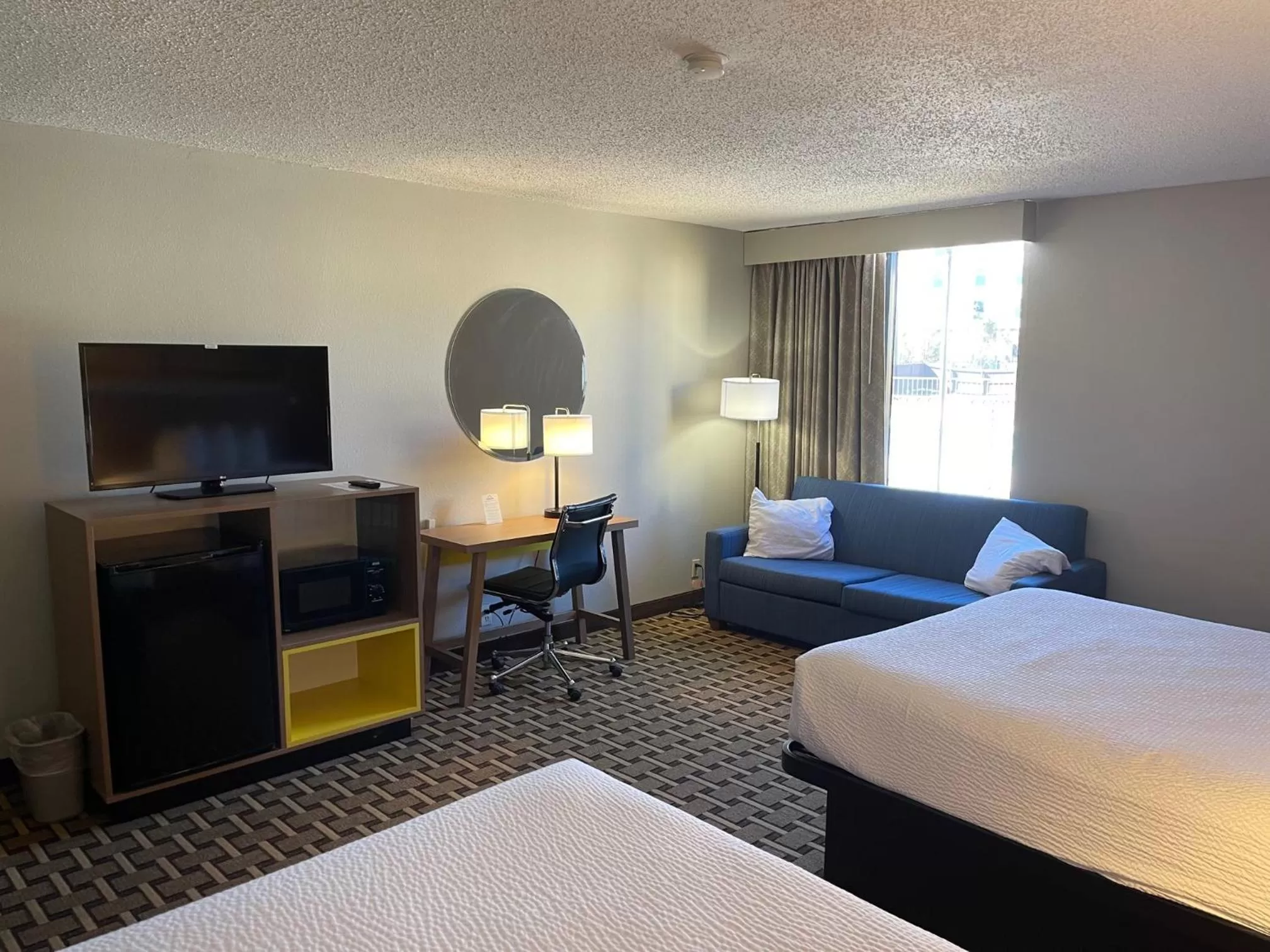 Bed in Days Inn by Wyndham Fayetteville-South/I-95 Exit 49
