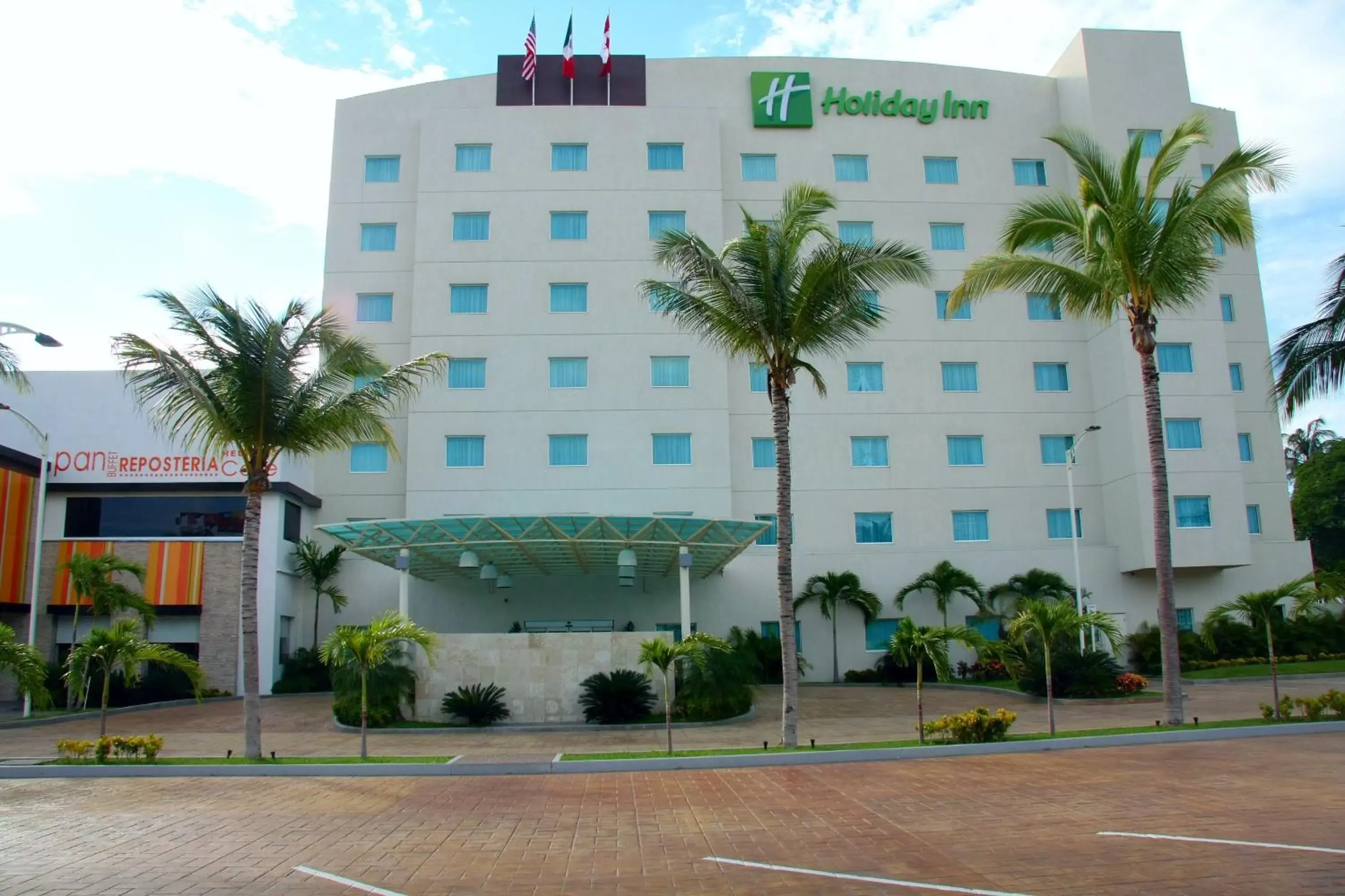 Property building in Holiday Inn Acapulco La Isla, an IHG Hotel