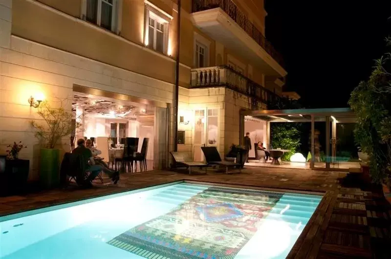 Swimming Pool in Hotel VdB NEXT
