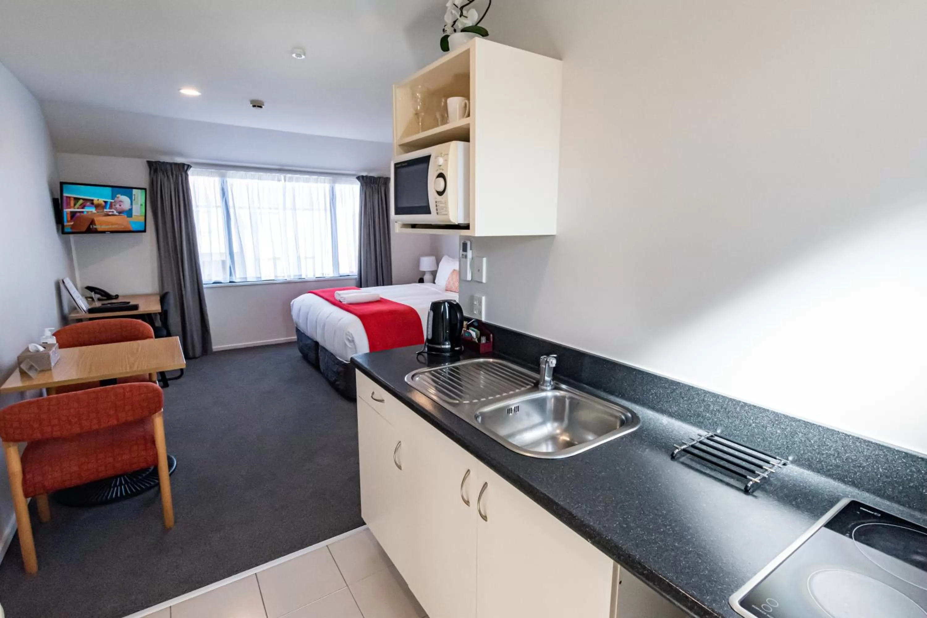 Kitchen or kitchenette in Riccarton Mall Motel