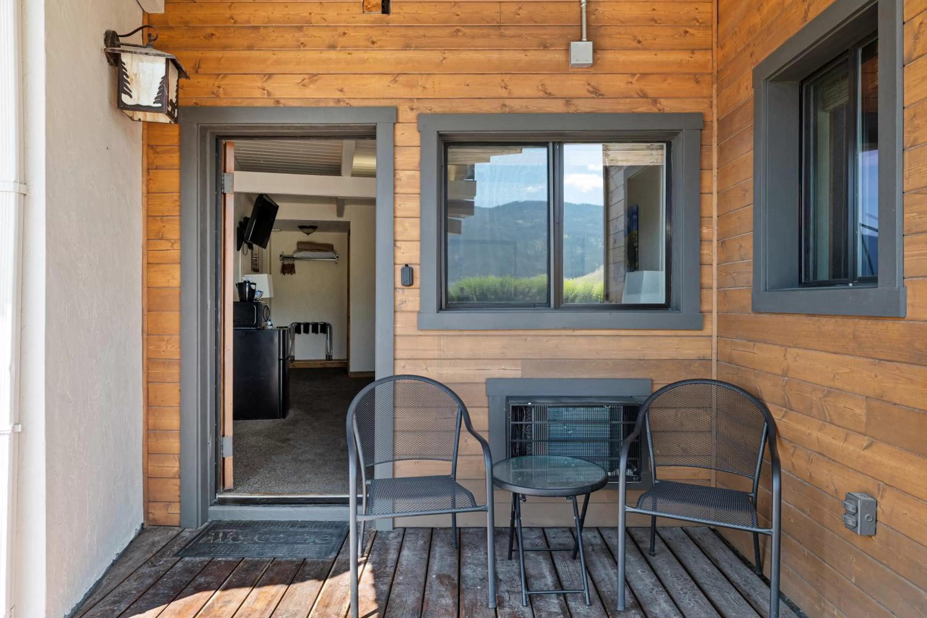 Property building in Elk Refuge Inn