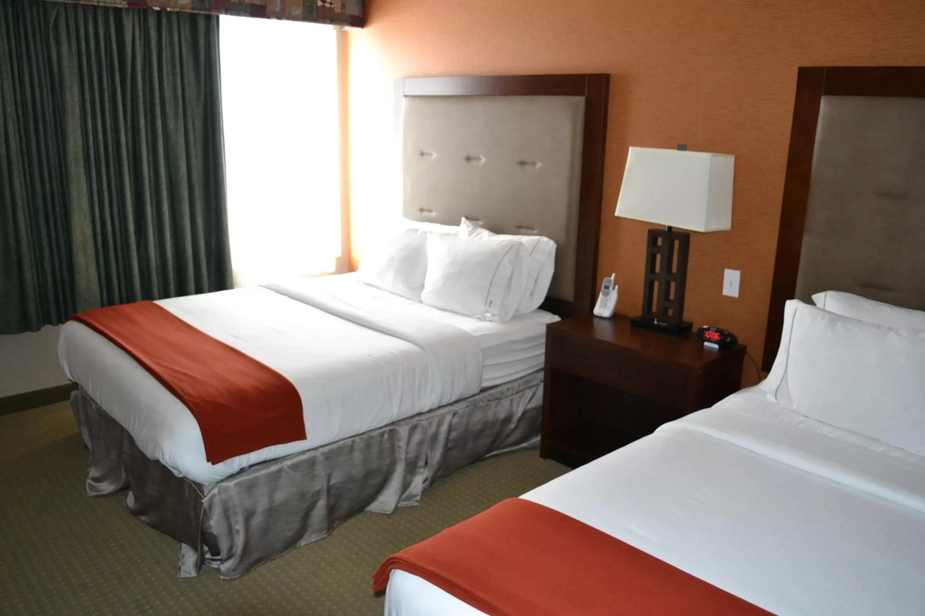 Bed in Holiday Inn Express & Suites Bozeman West, an IHG Hotel