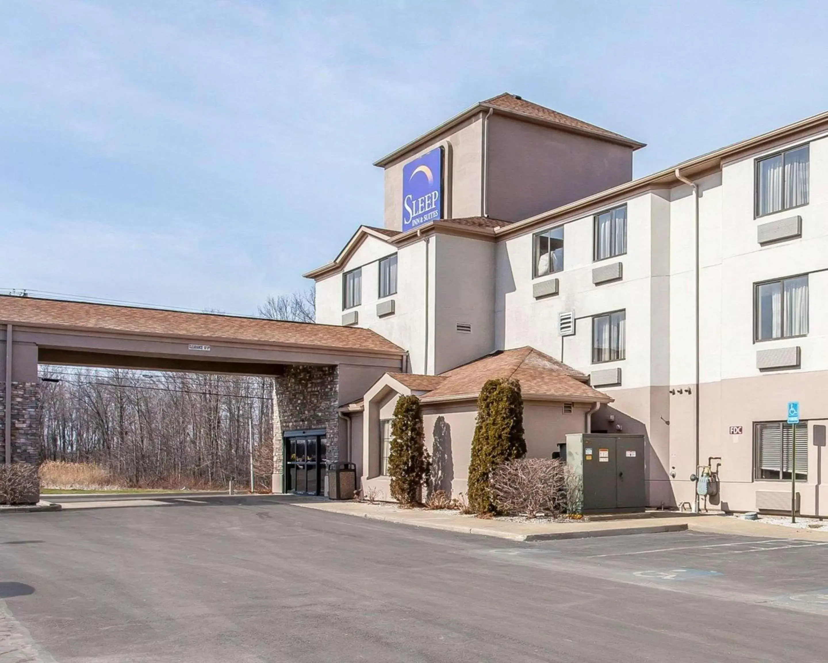 Property Building in Sleep Inn & Suites Near I-90 and Ashtabula