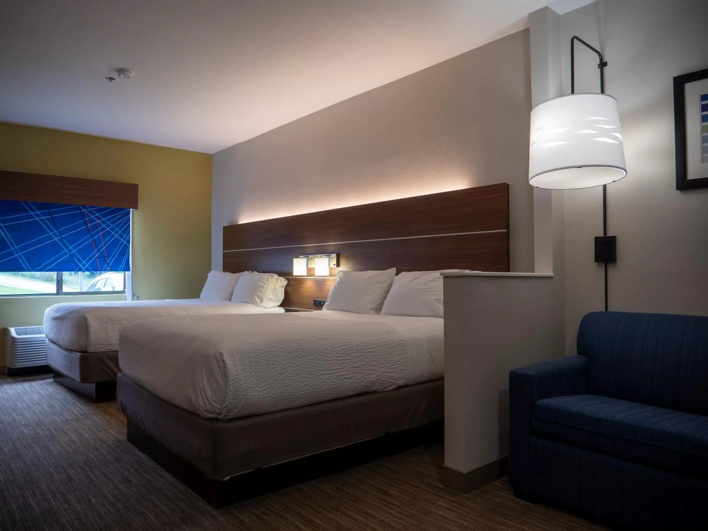 Bed in Holiday Inn Express & Suites Greenville Airport, an IHG Hotel