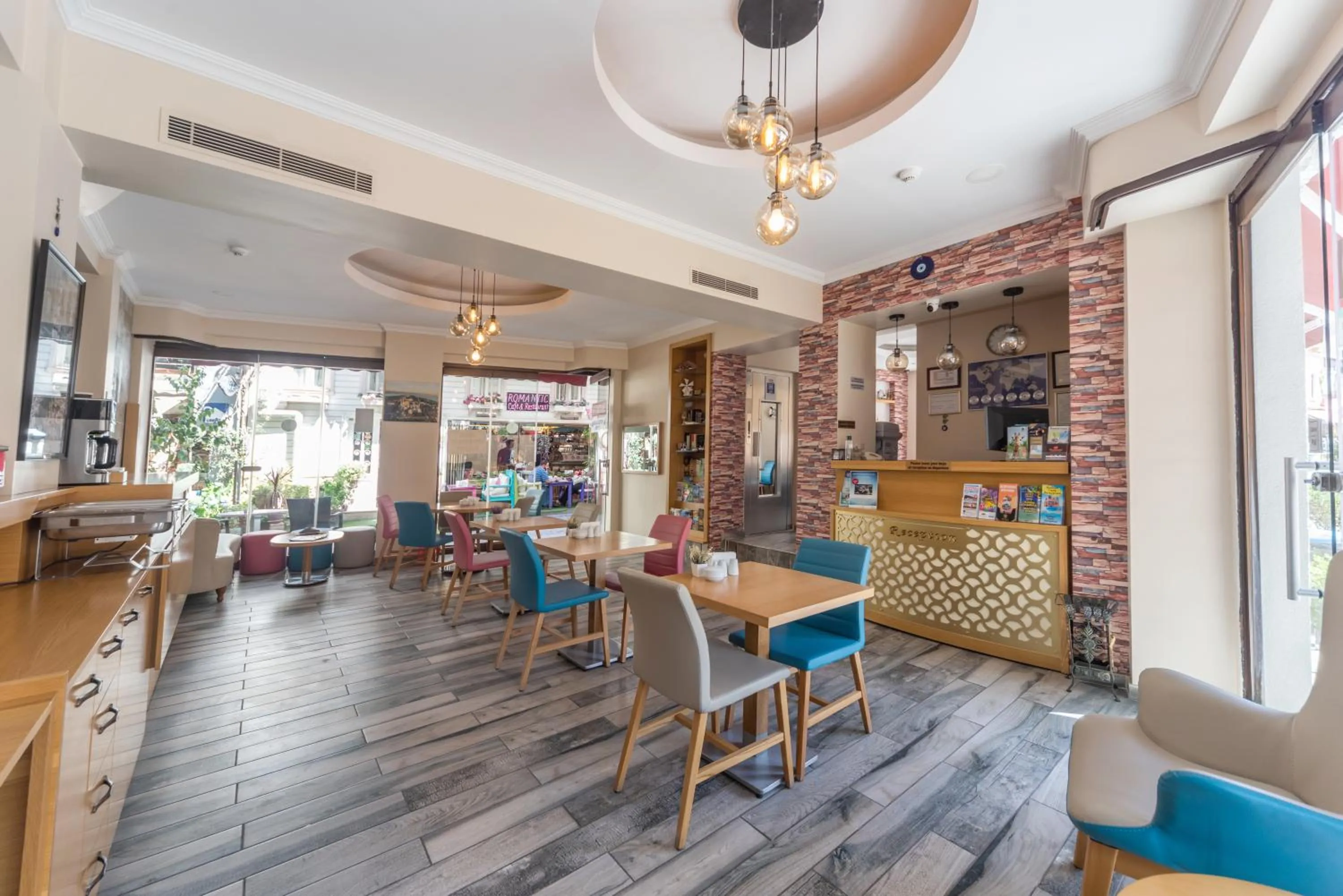 Lobby or reception in Tayahatun Hotel