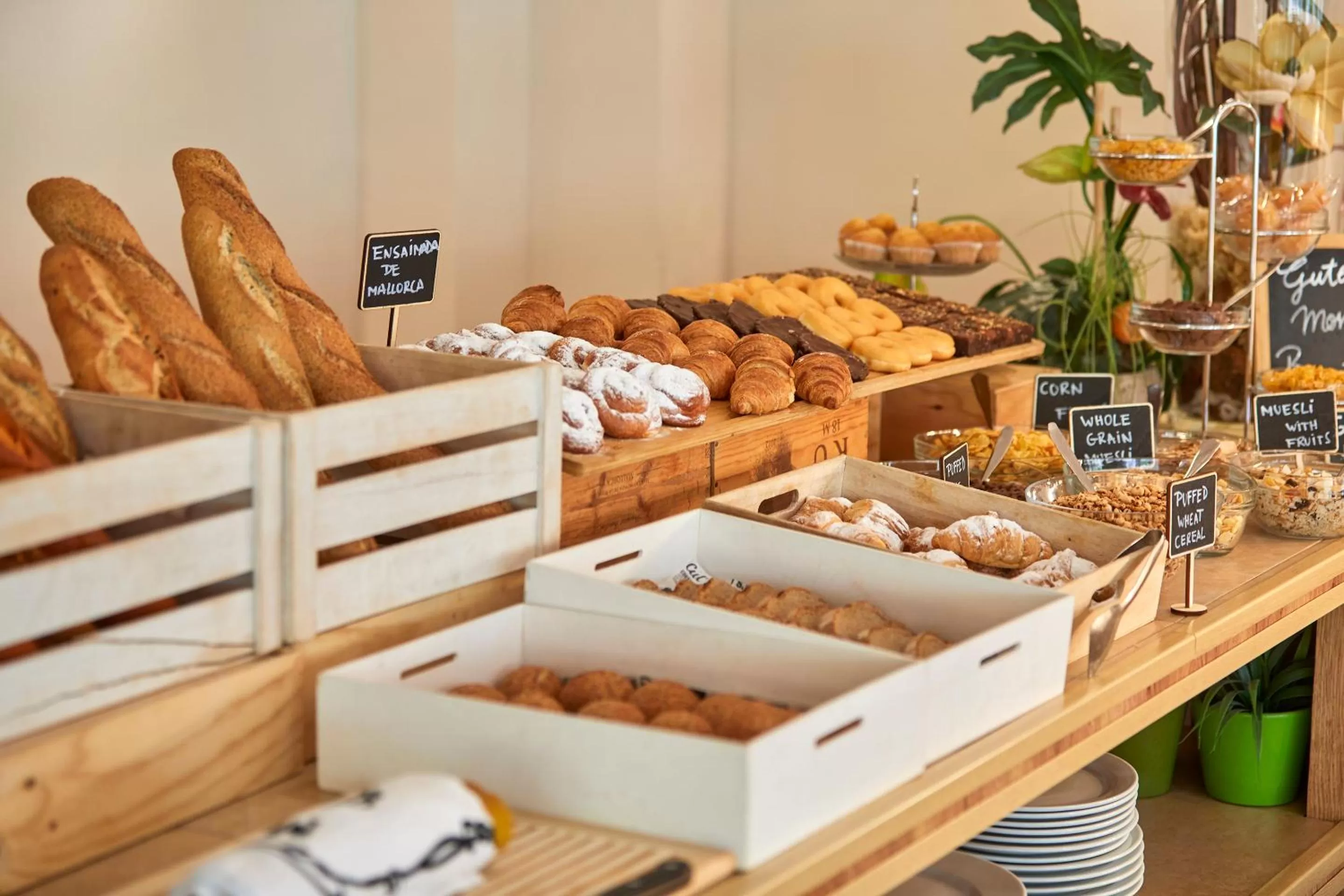 Continental breakfast in Nura Santa Ponsa & Spa