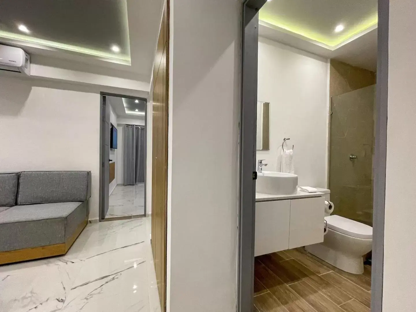Bathroom in Apartamentos