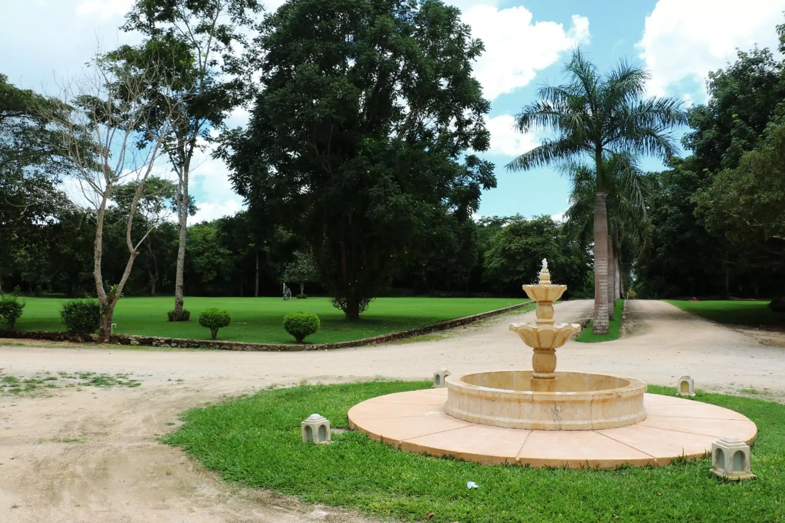 Garden in Hacienda Kaan Ac