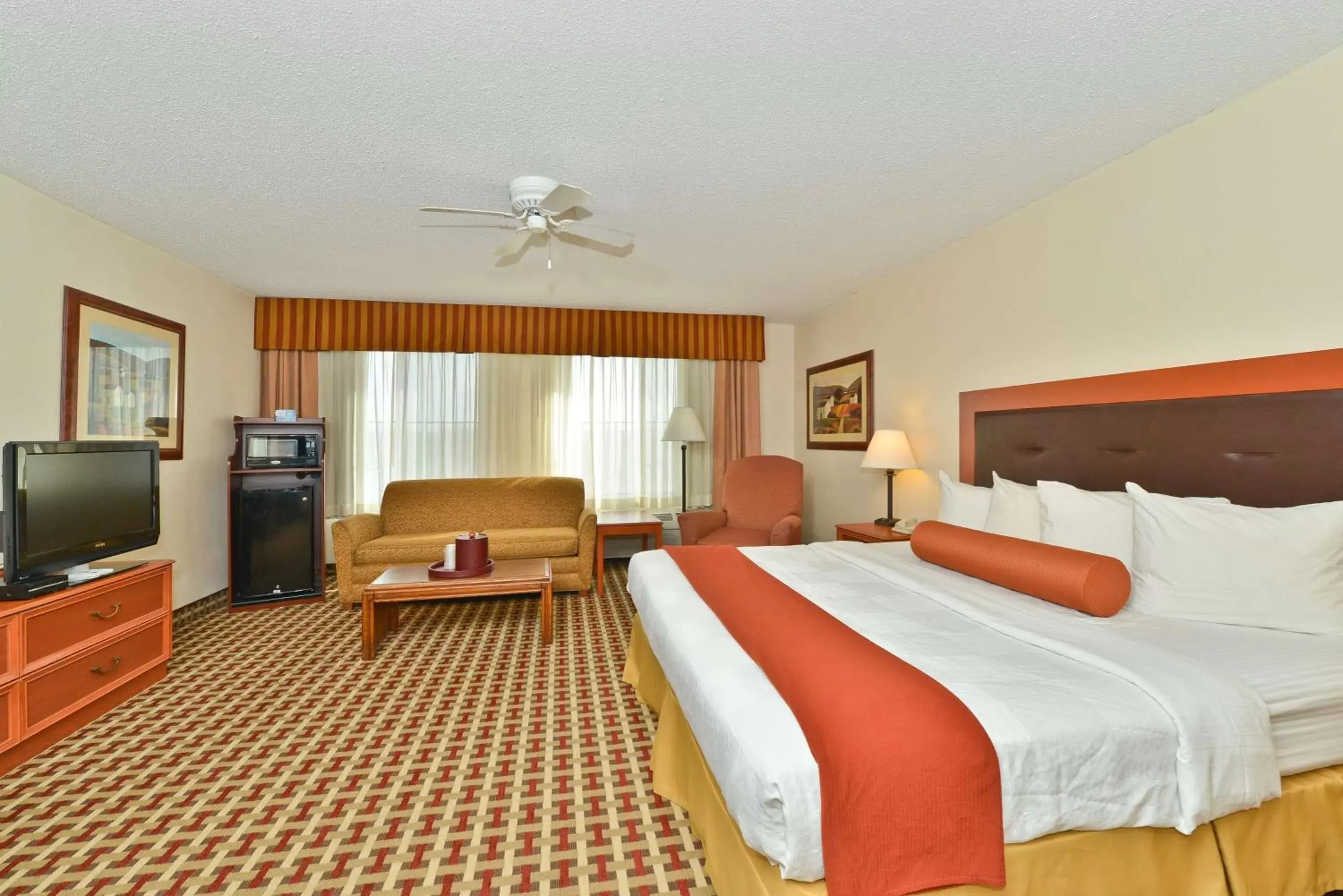 Photo of the whole room in Best Western Marion Hotel