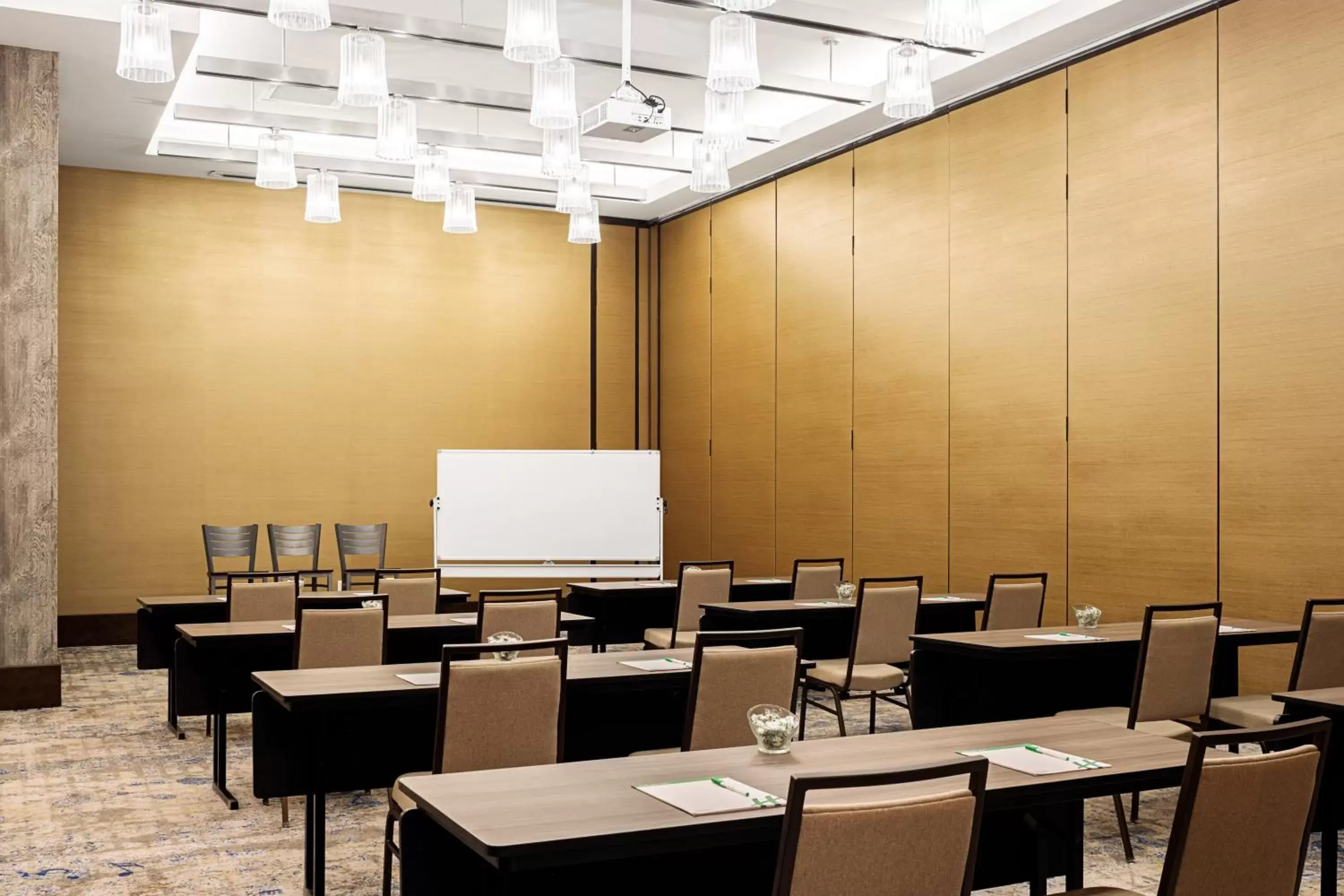 Meeting/conference room in Holiday Inn & Suites Nashville Downtown Broadway