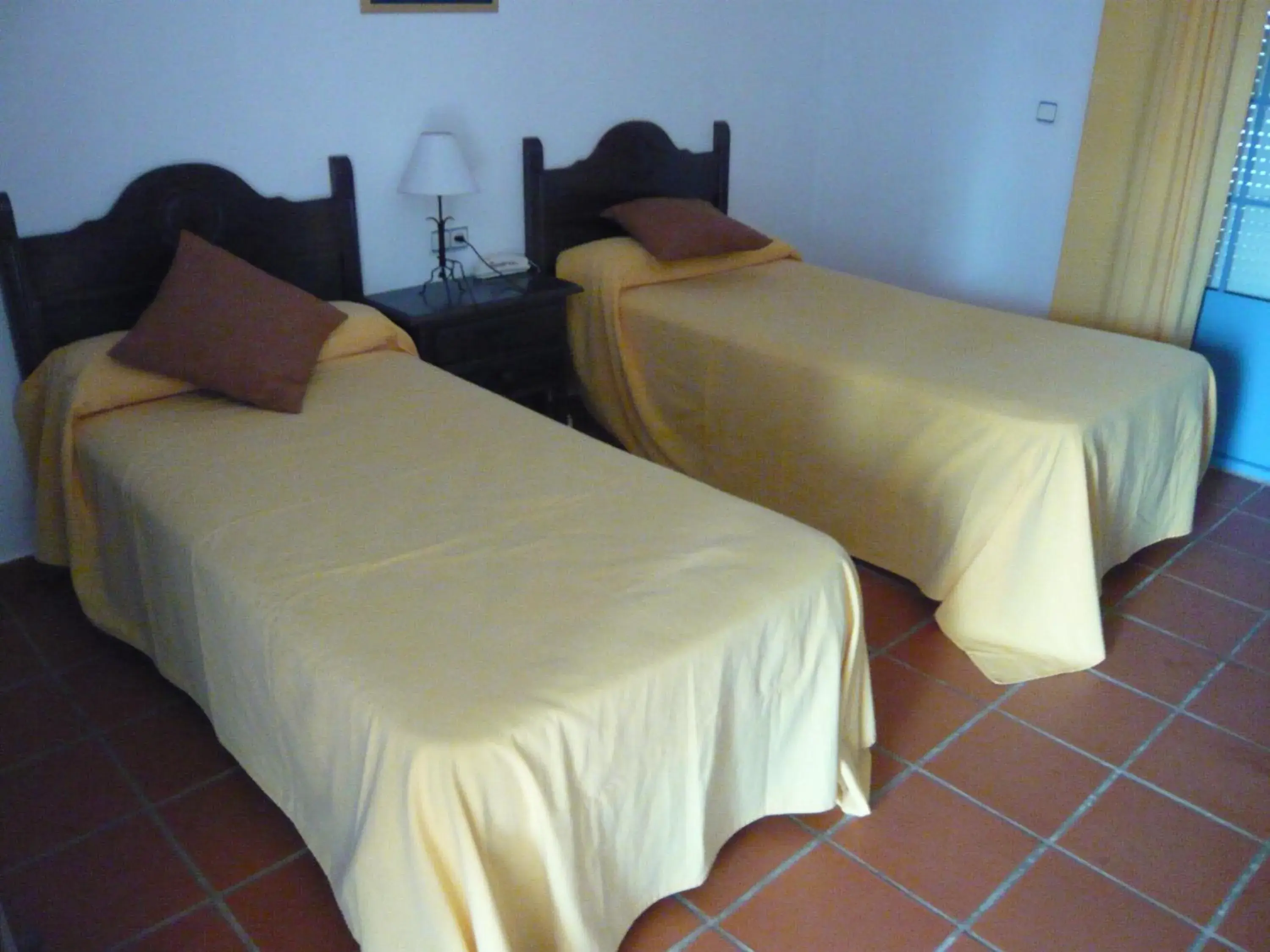 Twin Room with Forest View in Hotel San Miguel