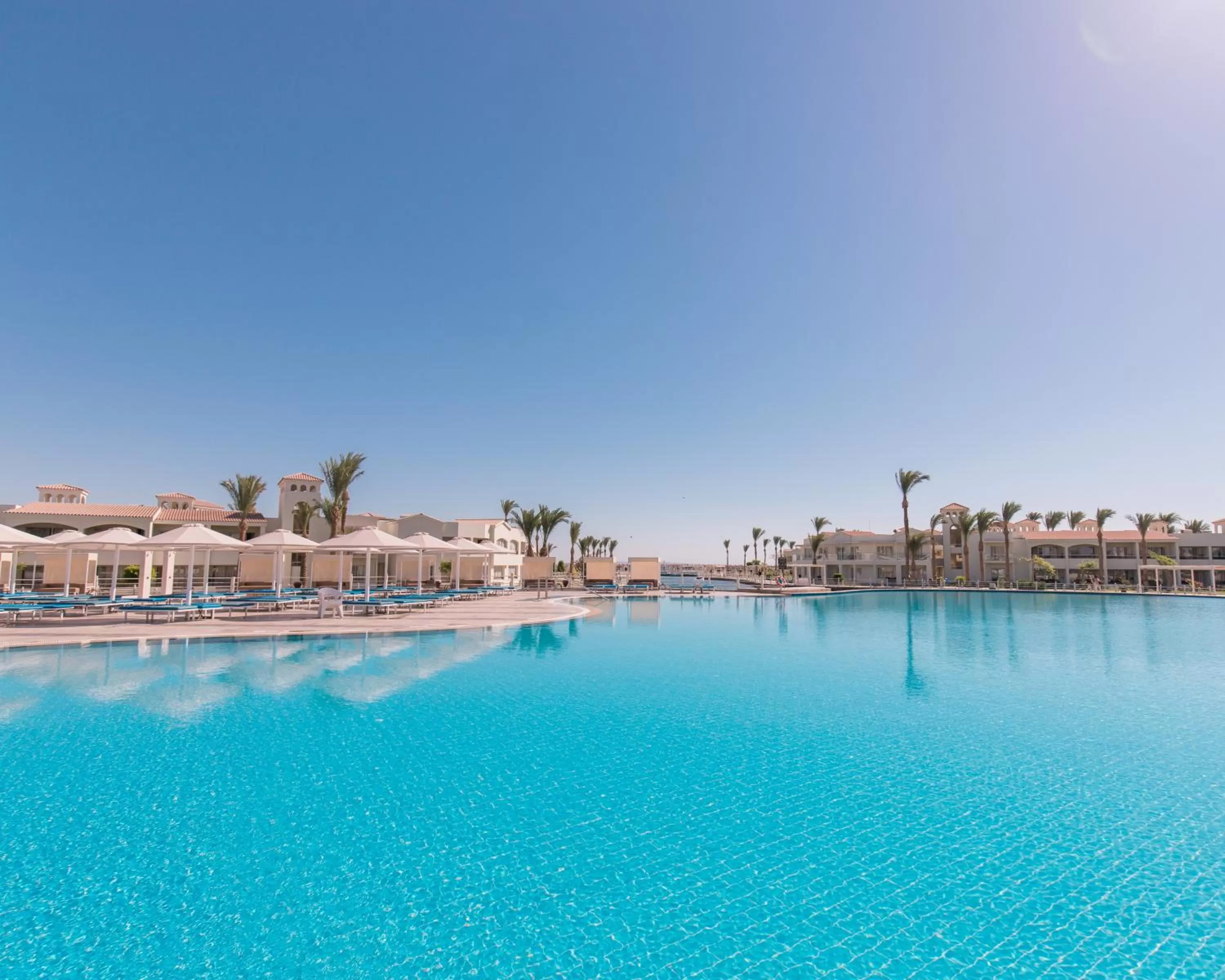 Swimming pool in Pickalbatros Dana Beach Resort - Aqua Park