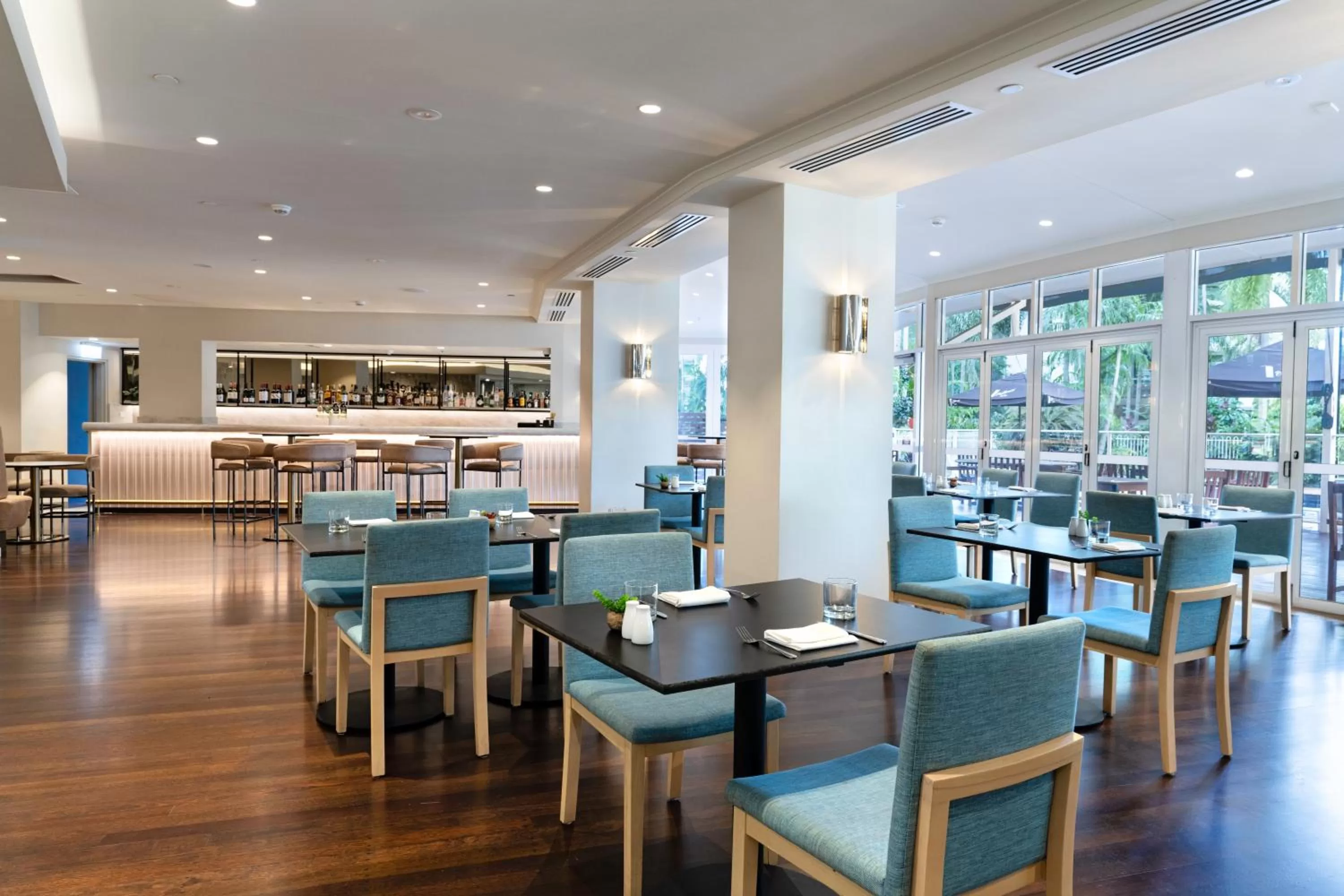Restaurant/places to eat in Hilton Garden Inn Darwin