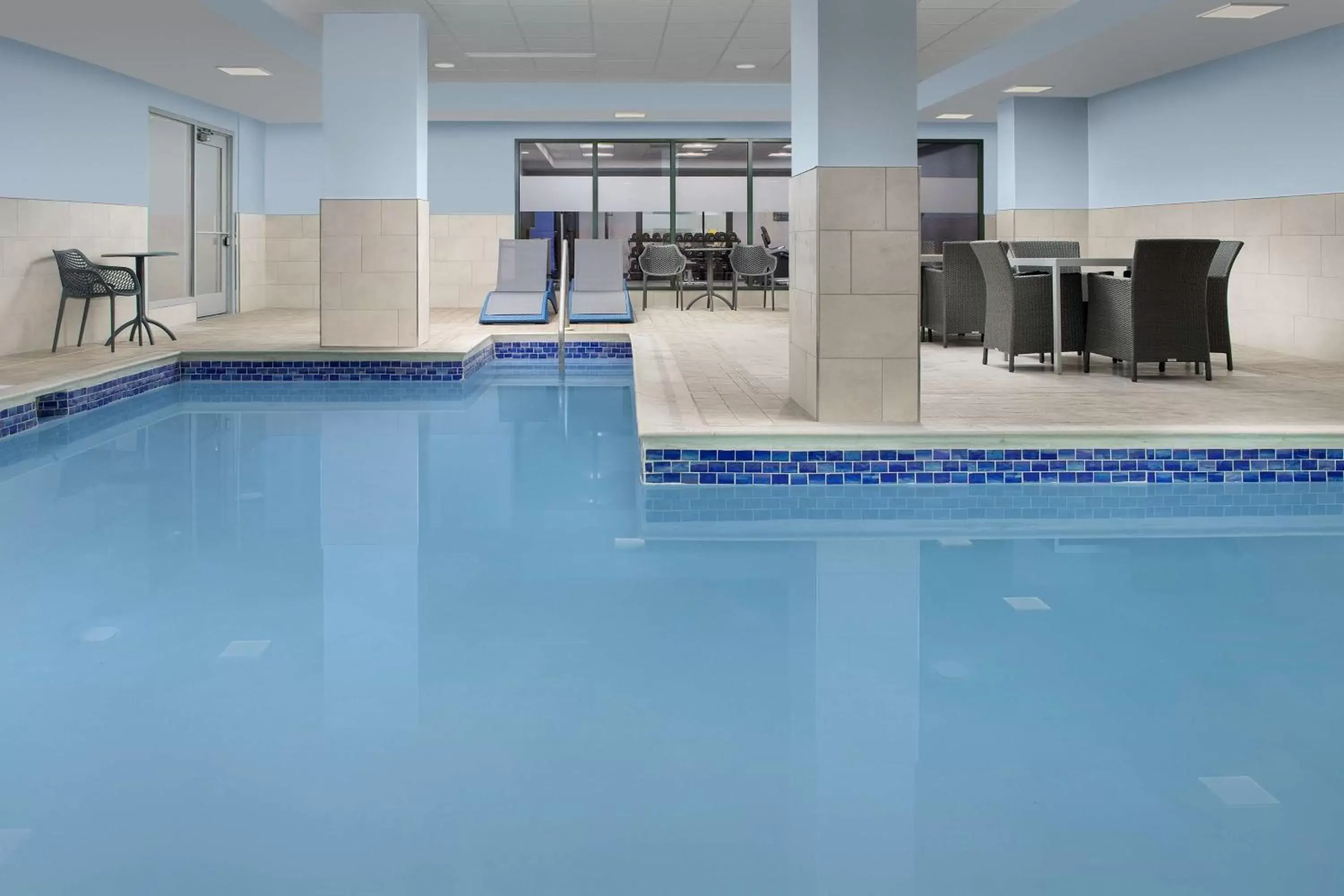 Pool view in Hampton Inn Baltimore-Downtown-Convention Center Pool view in Hampton Inn Baltimore-Downtown-Convention Center