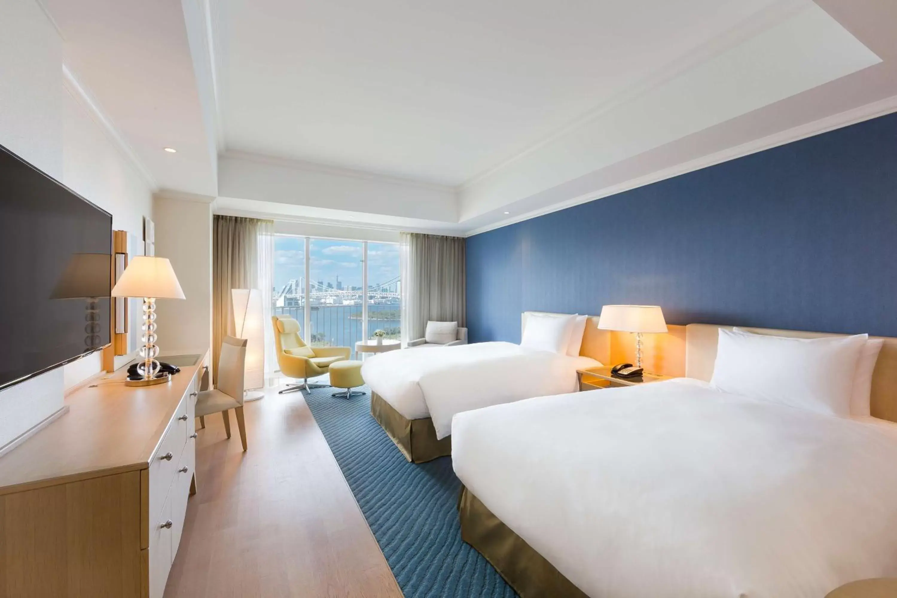Bed in Hilton Tokyo Odaiba