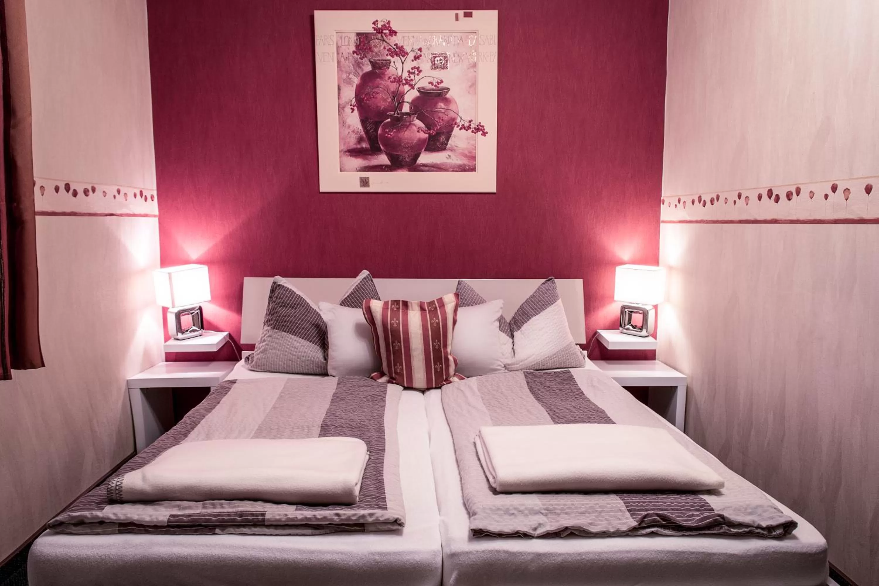 Photo of the whole room, Bed in Restaurant Landgasthof Zum Wiesengrund