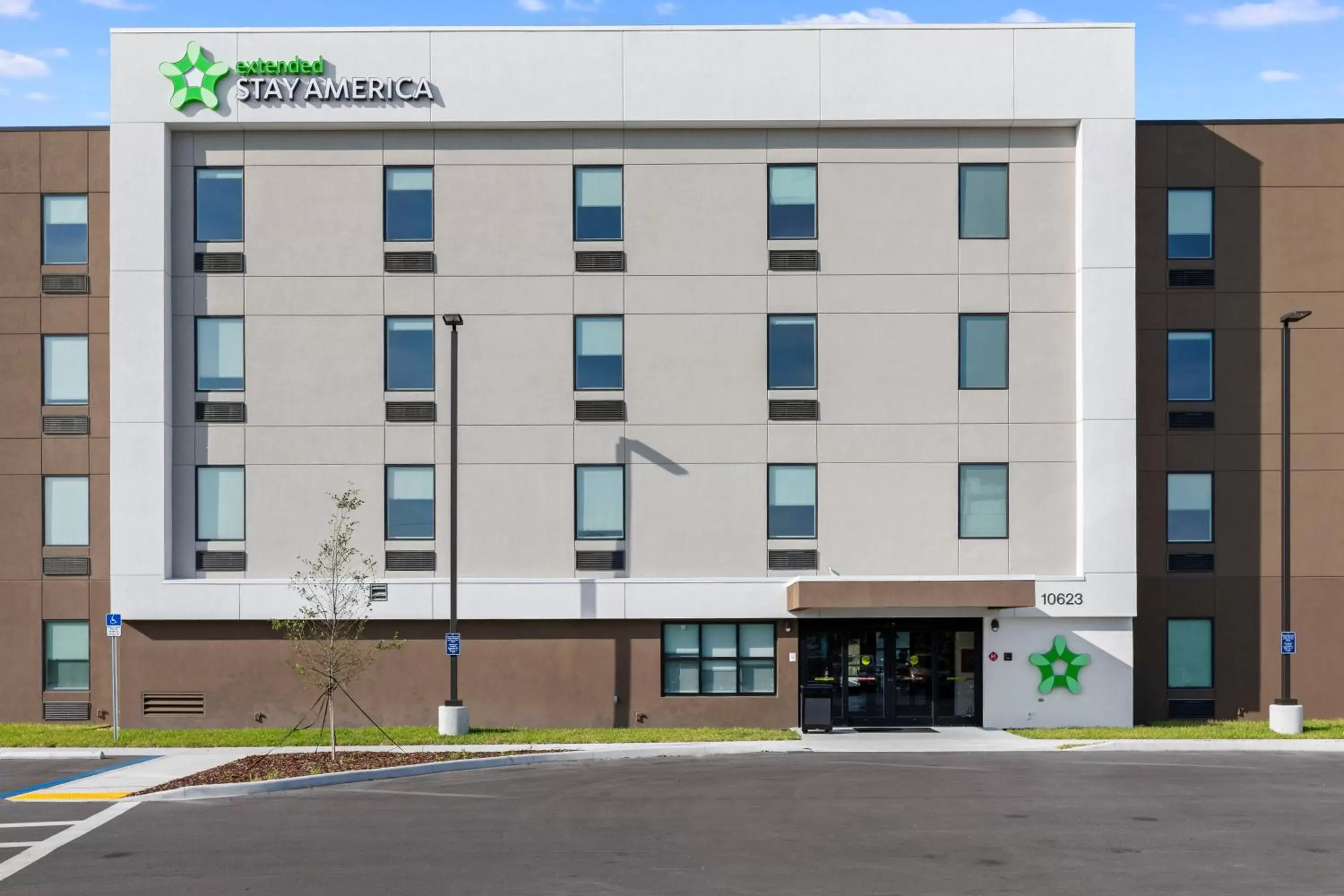 Property Building in Extended Stay America Premier Suites - Tampa - Gibsonton - Riverview