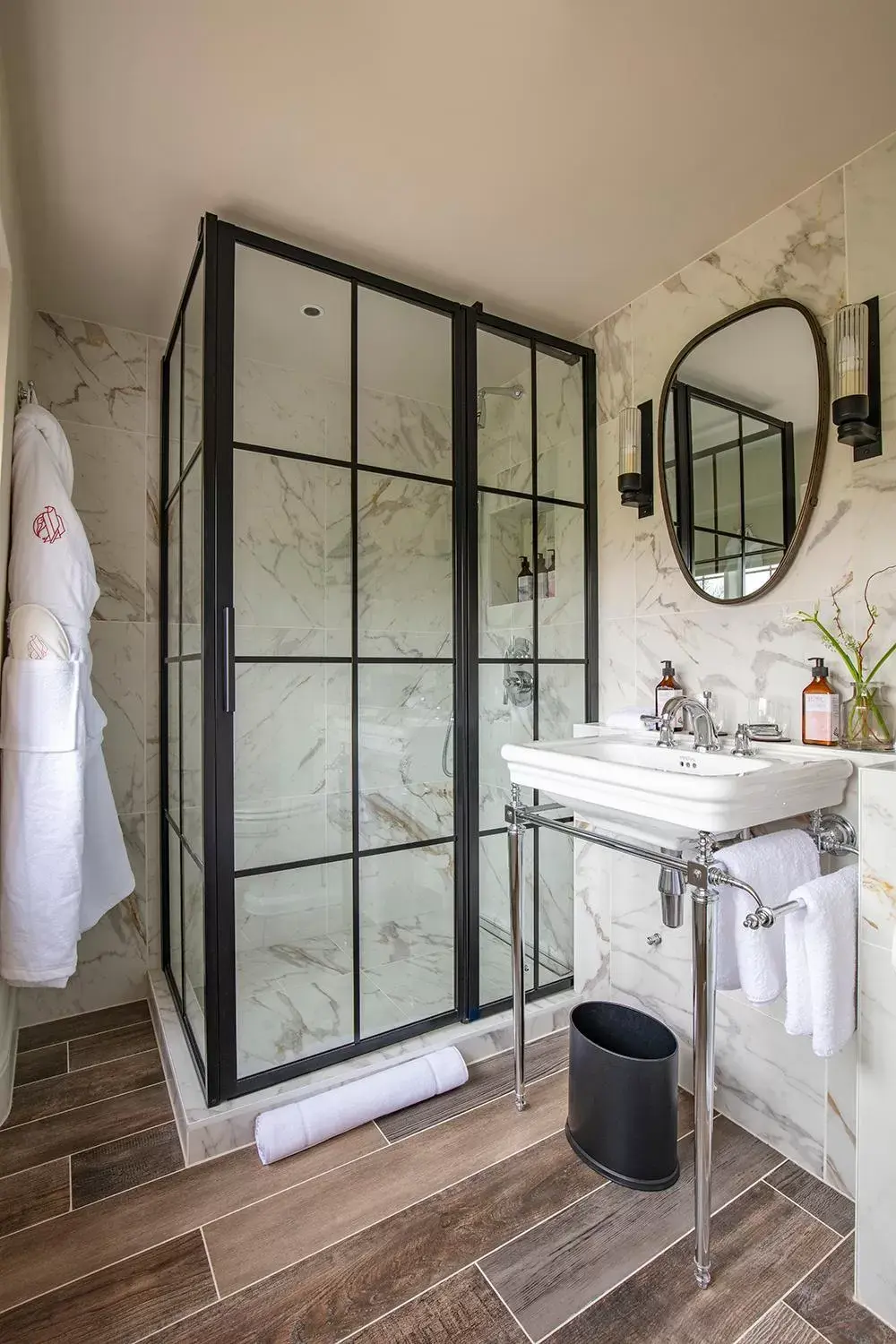 Shower, Bathroom in The Falcon Hotel