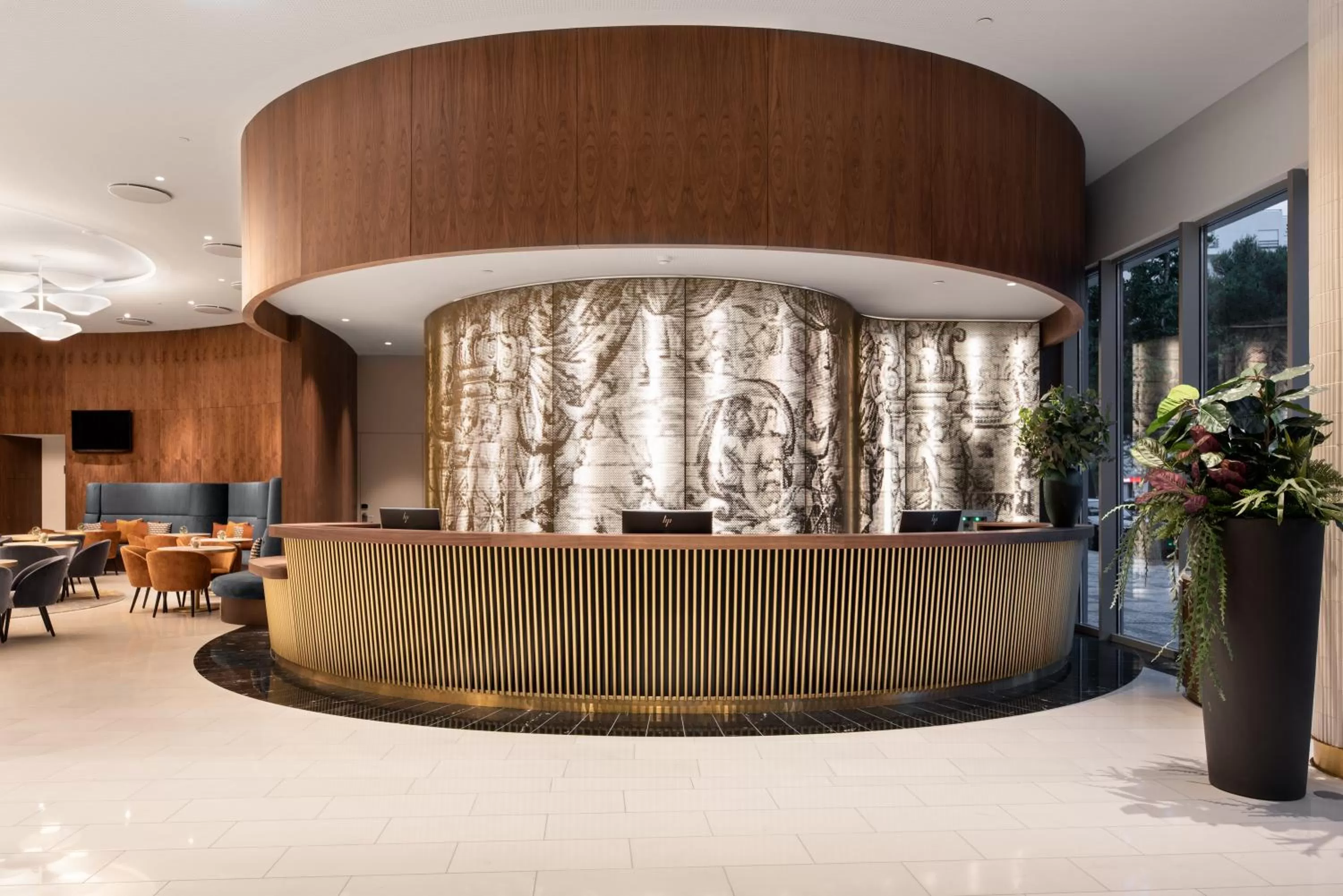 Lobby or reception in Eurostars Universal Lisboa