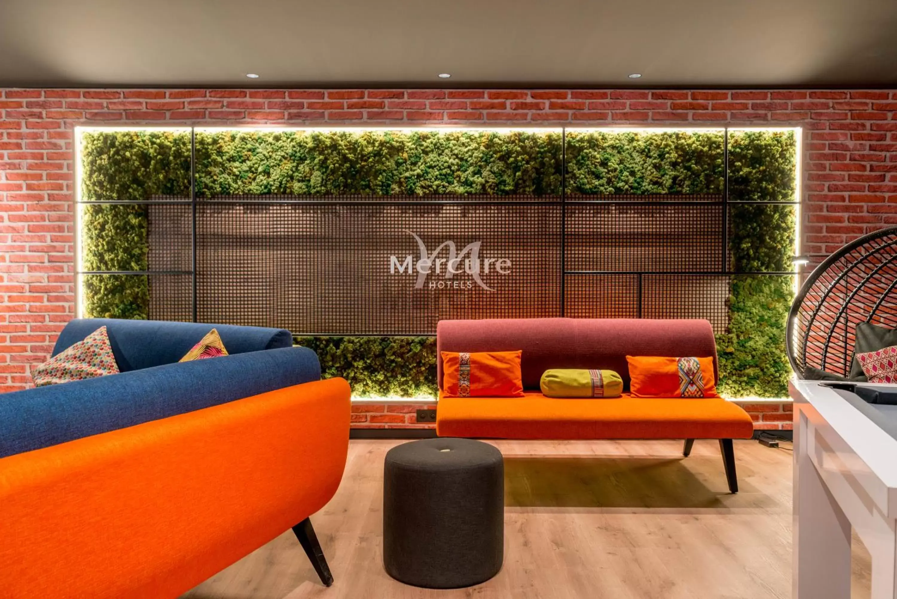 Lobby or reception, Seating Area in Hotel Mercure Toulouse Centre Compans