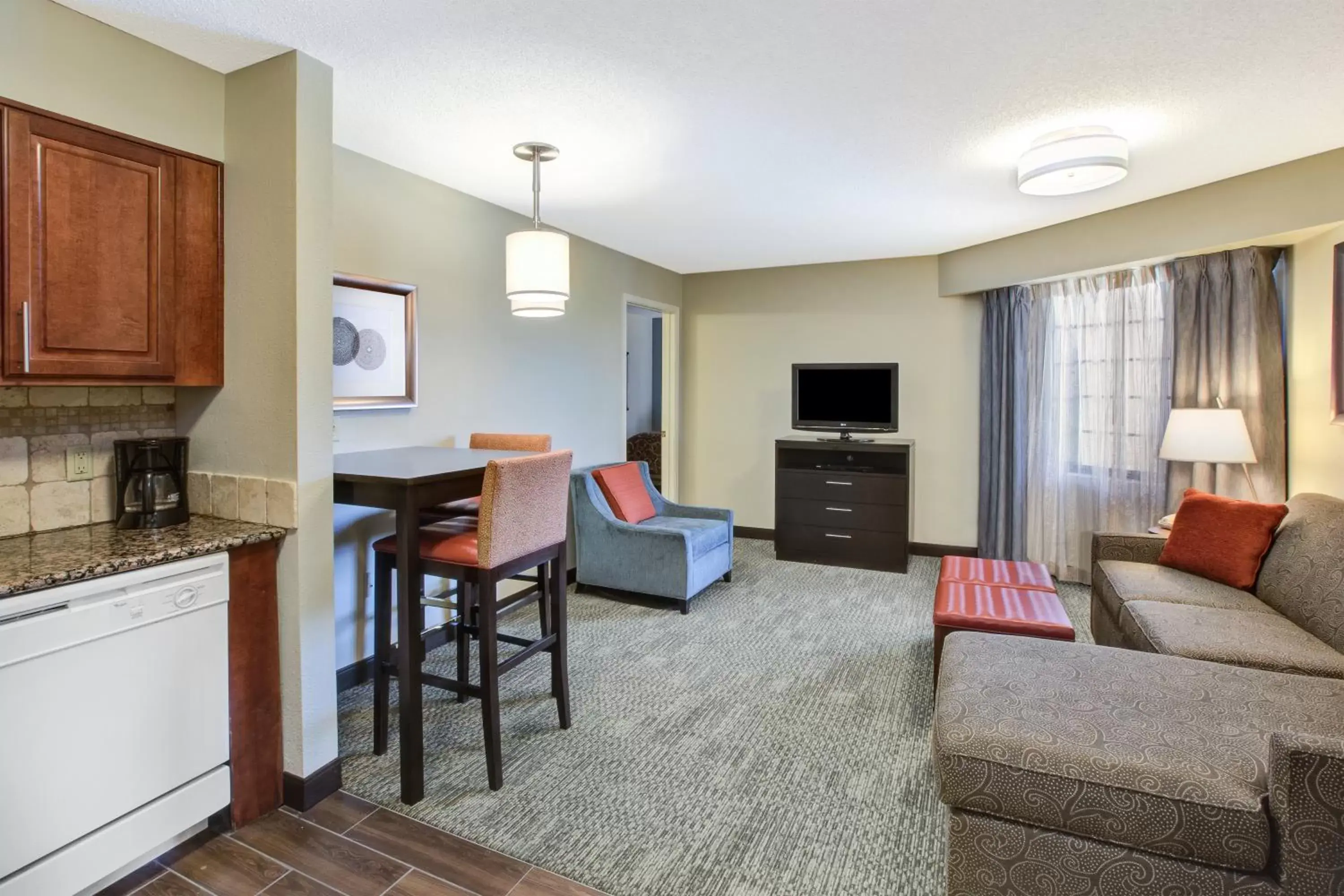 Photo of the whole room, Seating Area in Staybridge Suites Louisville - East, an IHG Hotel