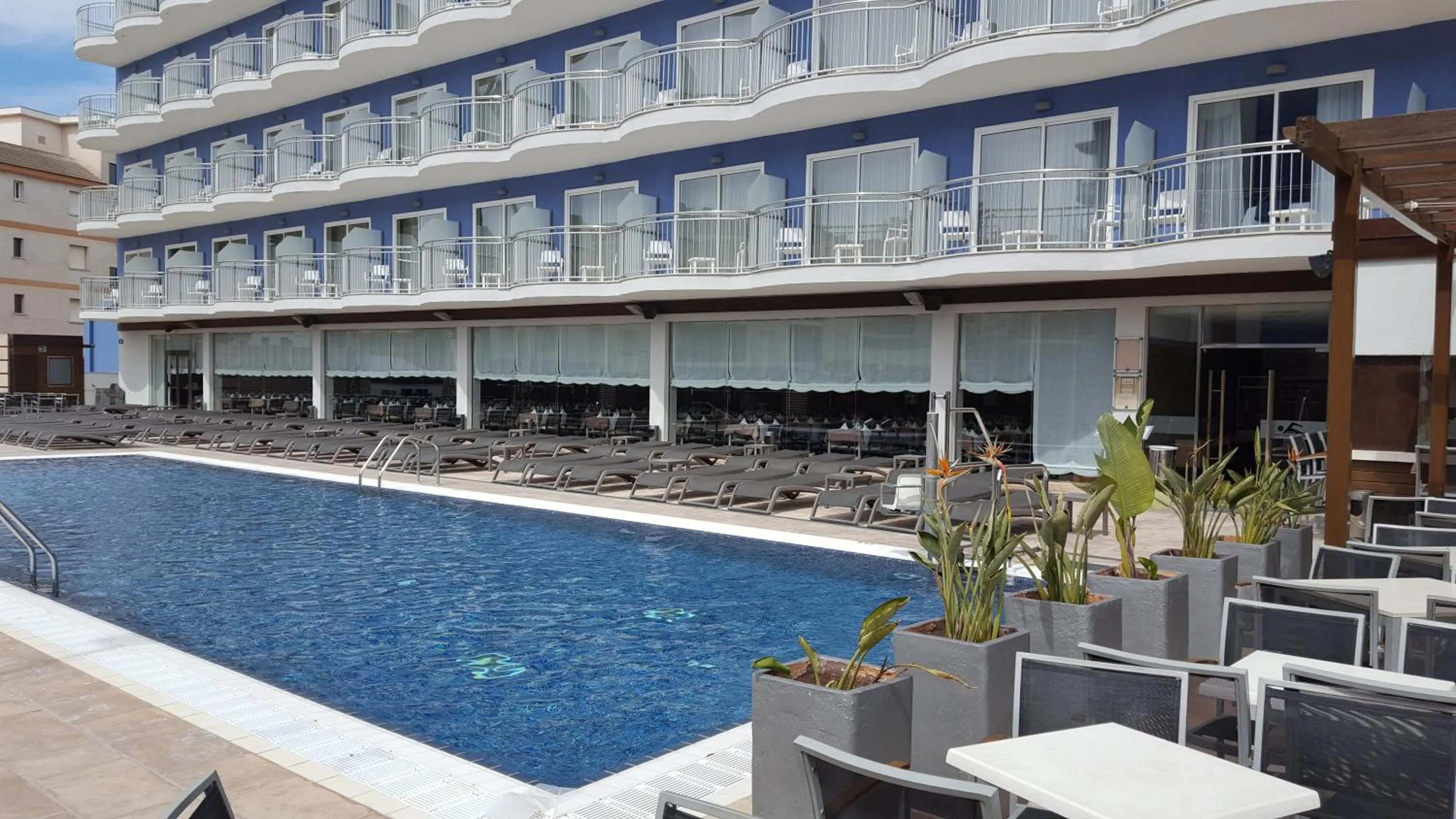 Pool view in Hotel Cesar Augustus