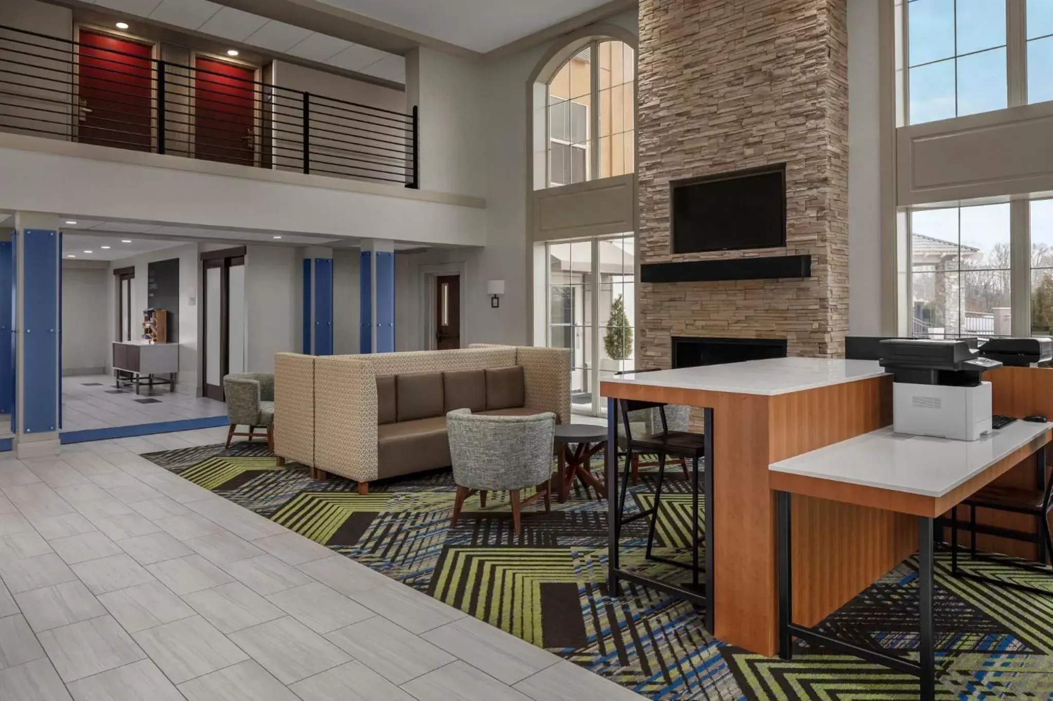 Property building, Seating Area in Holiday Inn Express & Suites Asheville SW - Outlet Ctr Area, an IHG Hotel