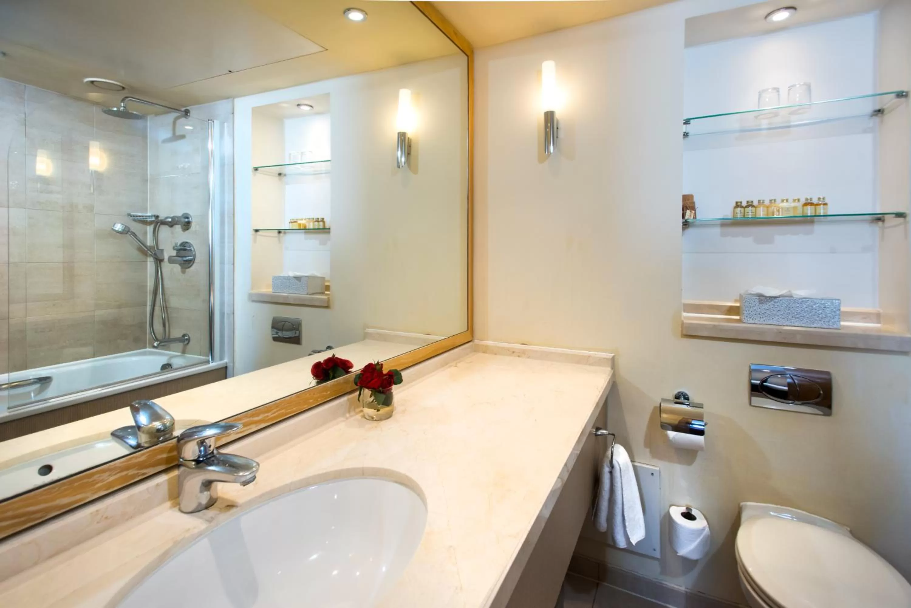 Bathroom in The Park City Grand Plaza Kensington Hotel