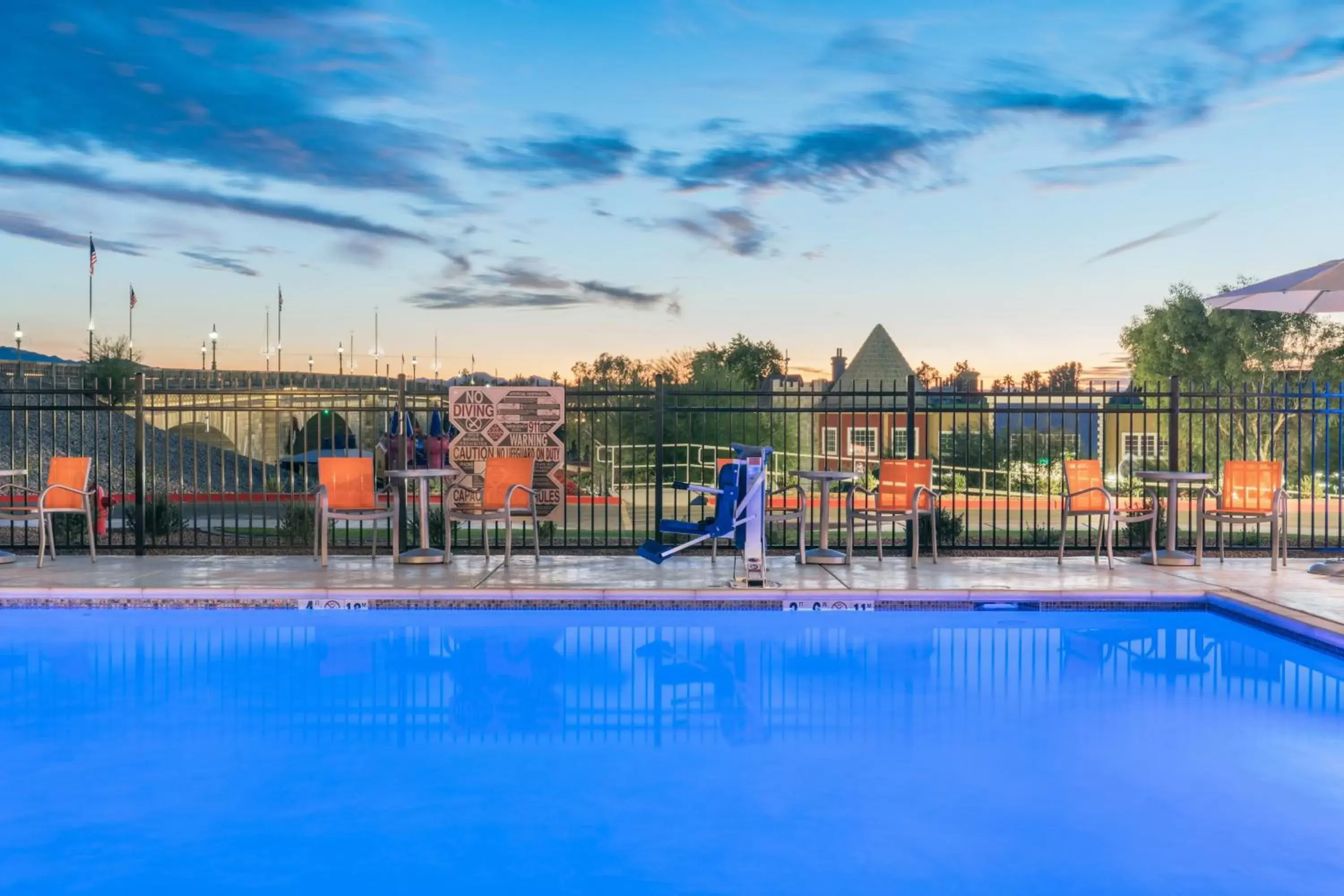 Swimming Pool in Holiday Inn Express & Suites Lake Havasu - London Bridge, an IHG Hotel