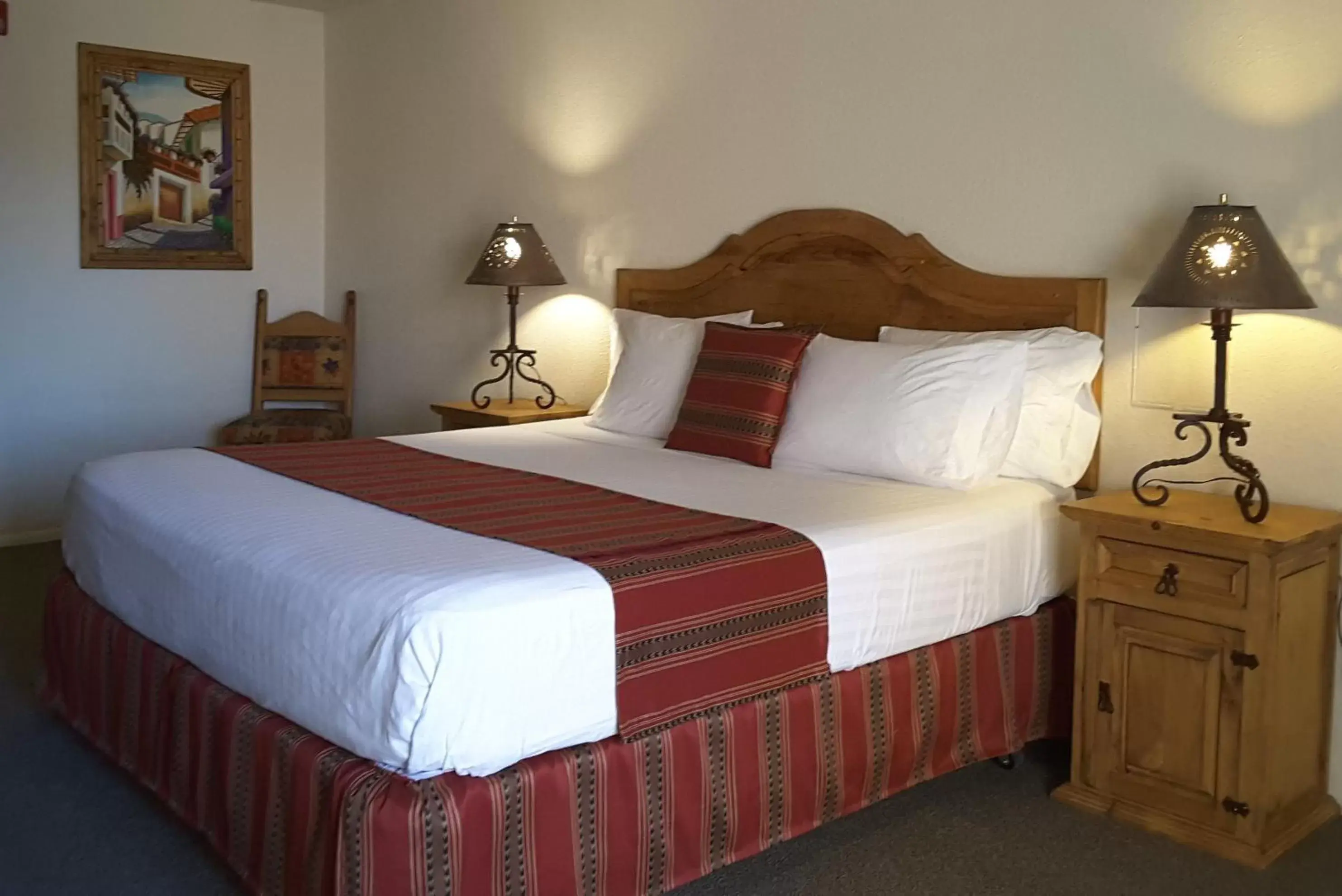 Bedroom, Bed in Beaver Creek Inn