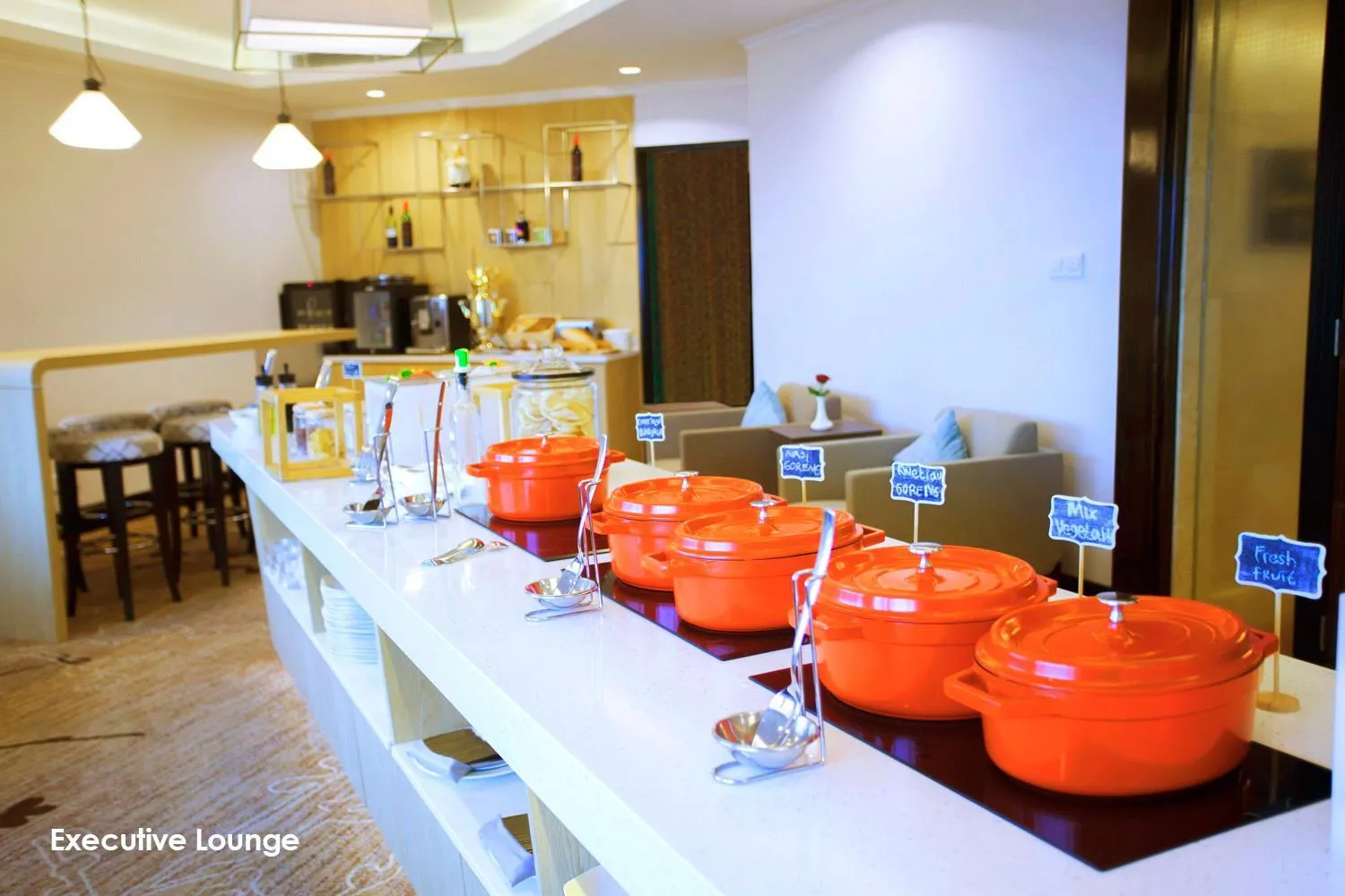 Lounge or bar in Menara Peninsula Hotel