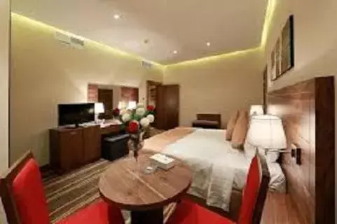 Photo of the whole room in Al Khaleej Palace Deira Hotel