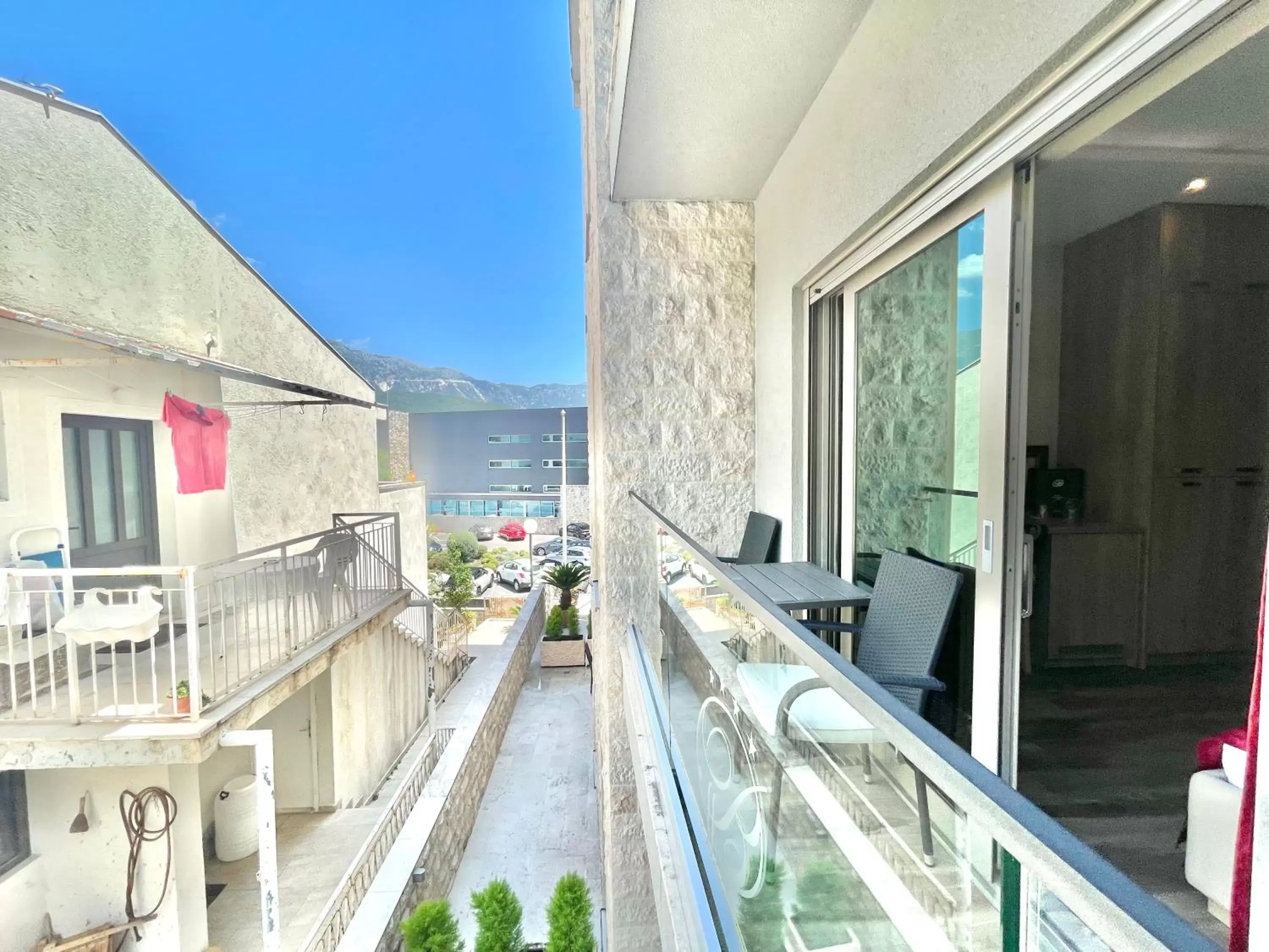 Balcony/Terrace in Hotel Butua Residence