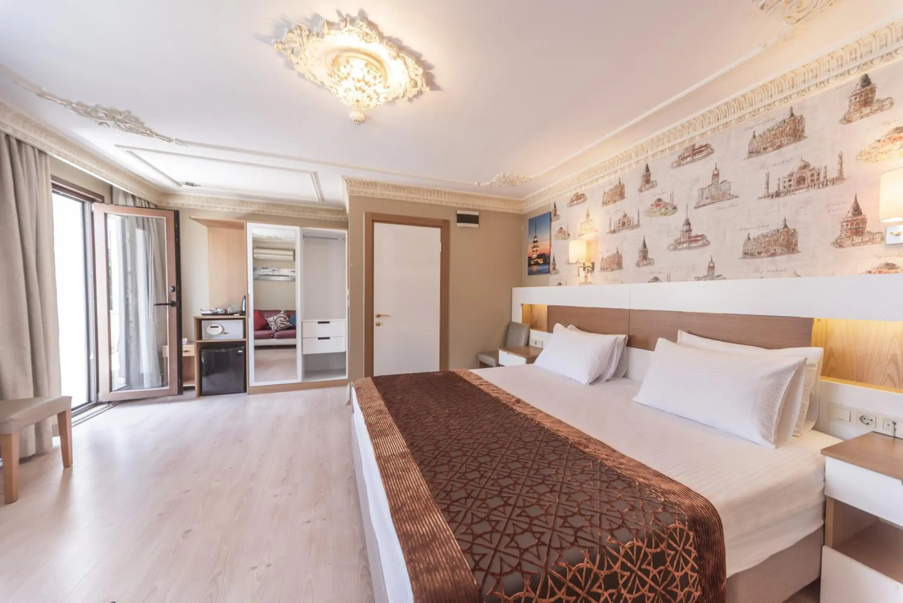 Bed in Tayahatun Hotel