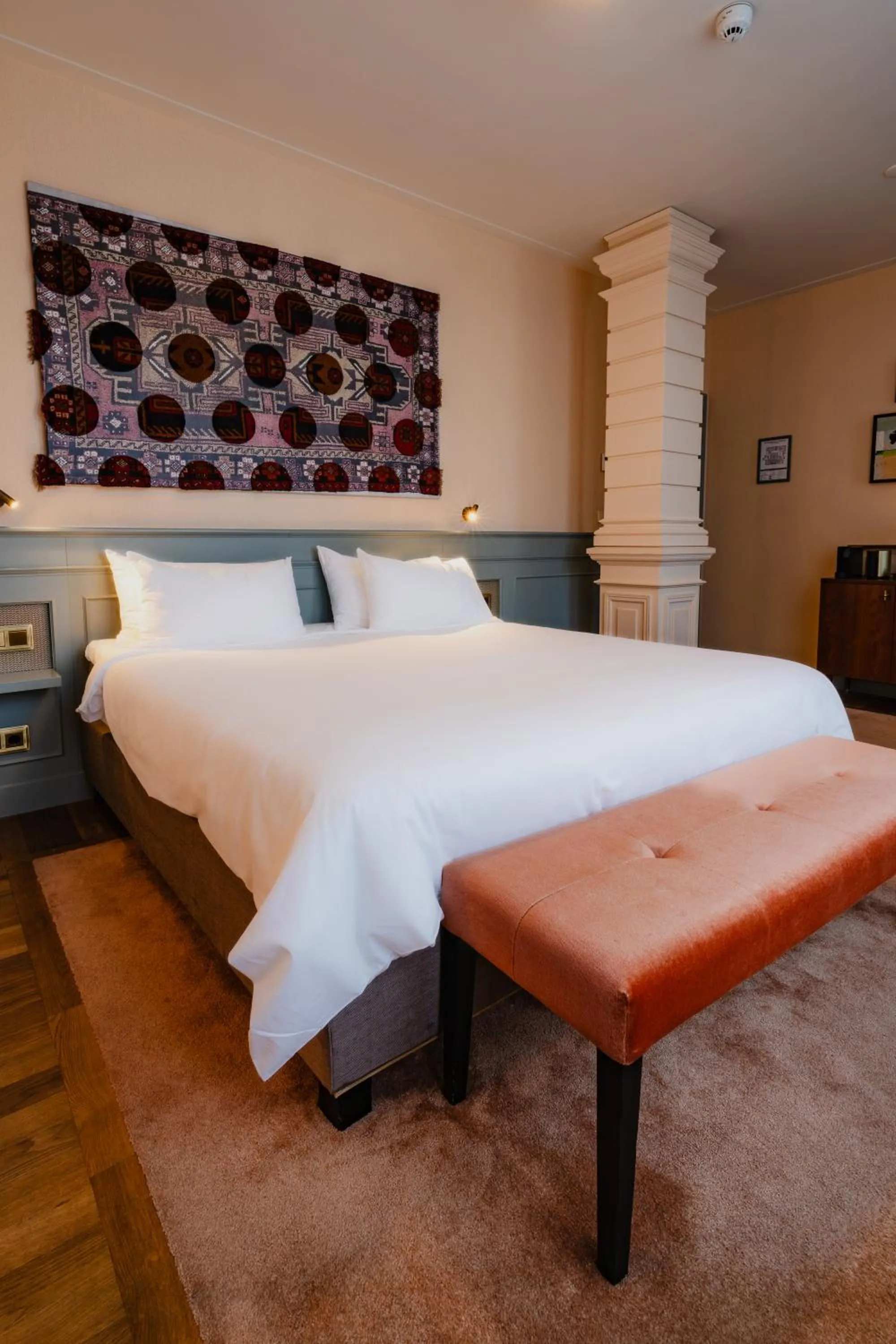 Bed in Hotel Mercier