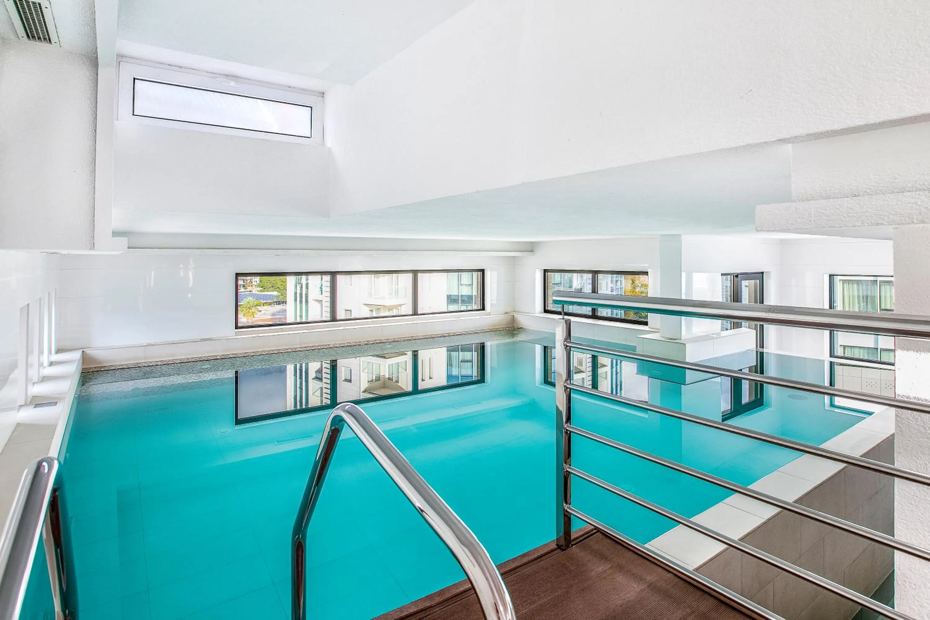 Swimming pool in Hotel Bracera