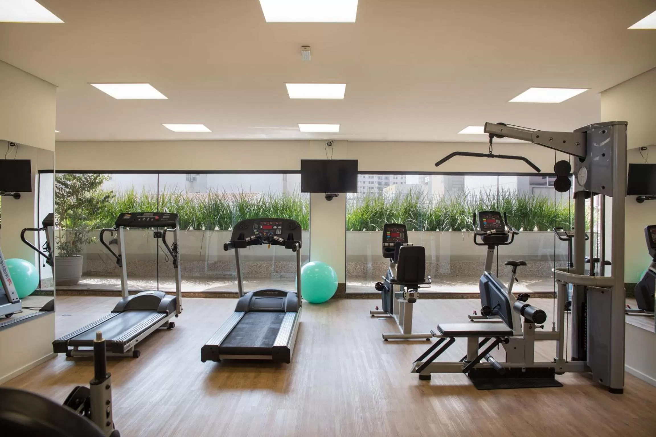 Fitness centre/facilities in Cardum Hotel