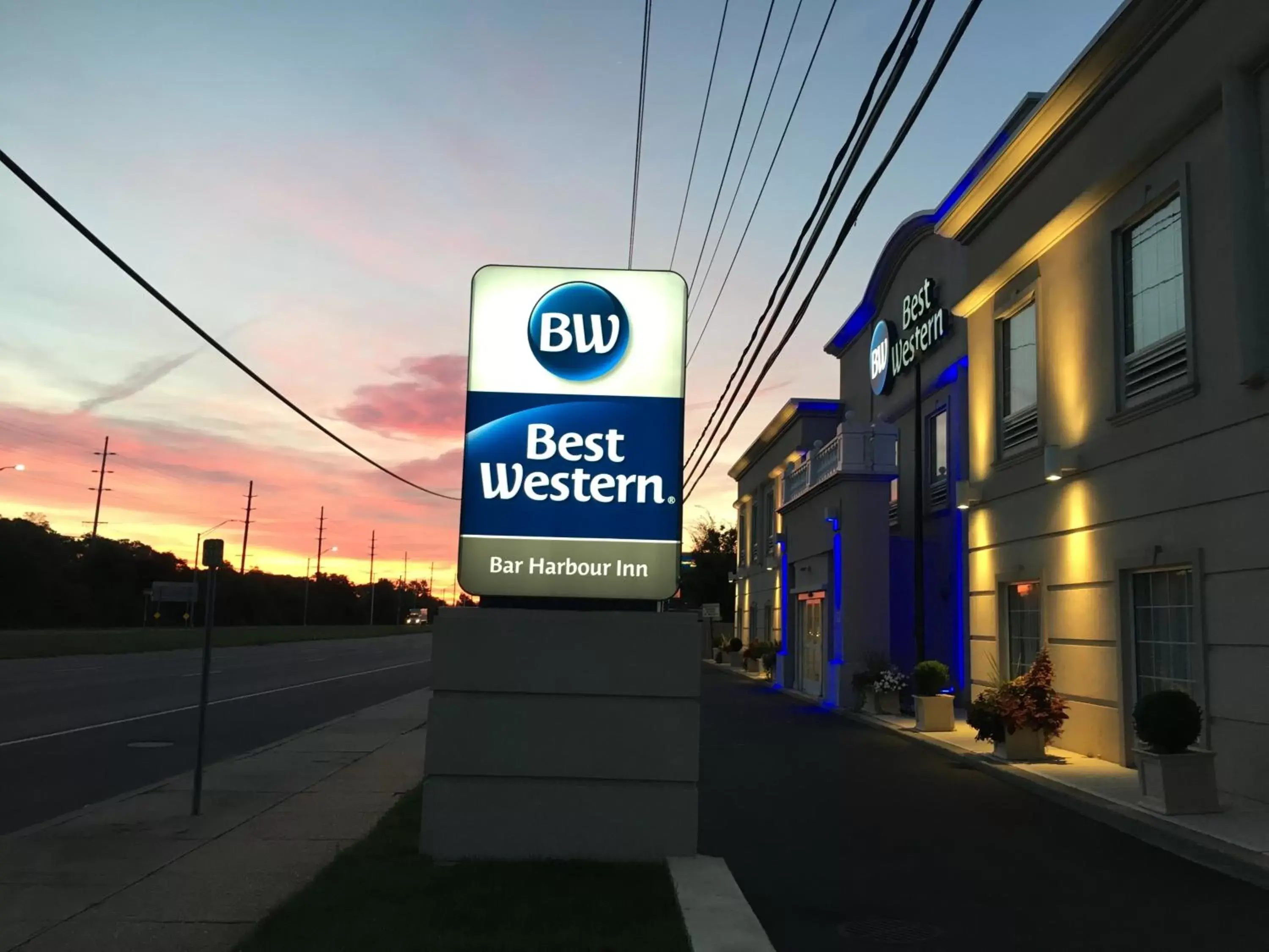 Property building in Best Western Bar Harbour Inn Property building in Best Western Bar Harbour Inn