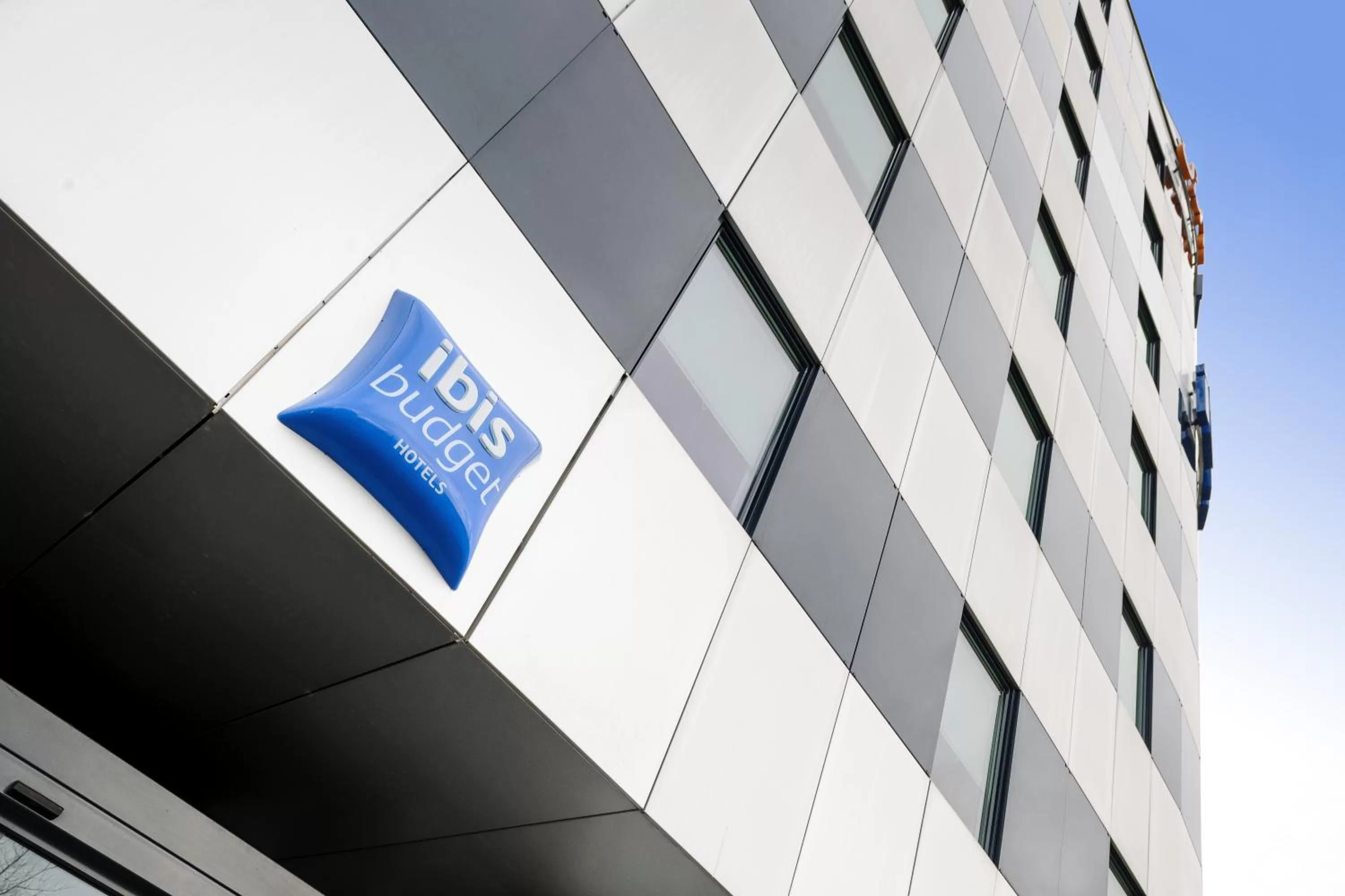 Facade/entrance in ibis budget Genève Aéroport