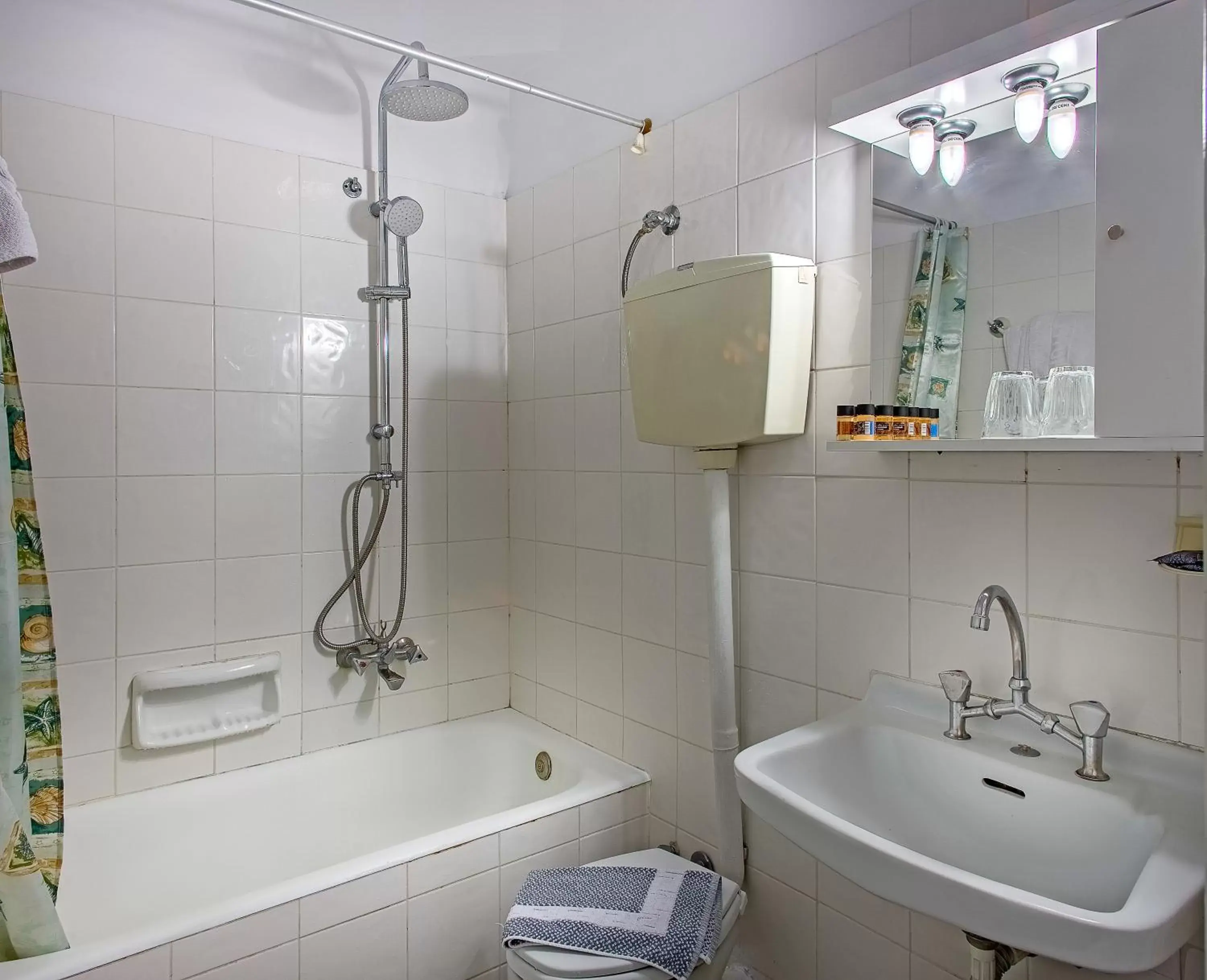 Bathroom in Nefeli Hotel