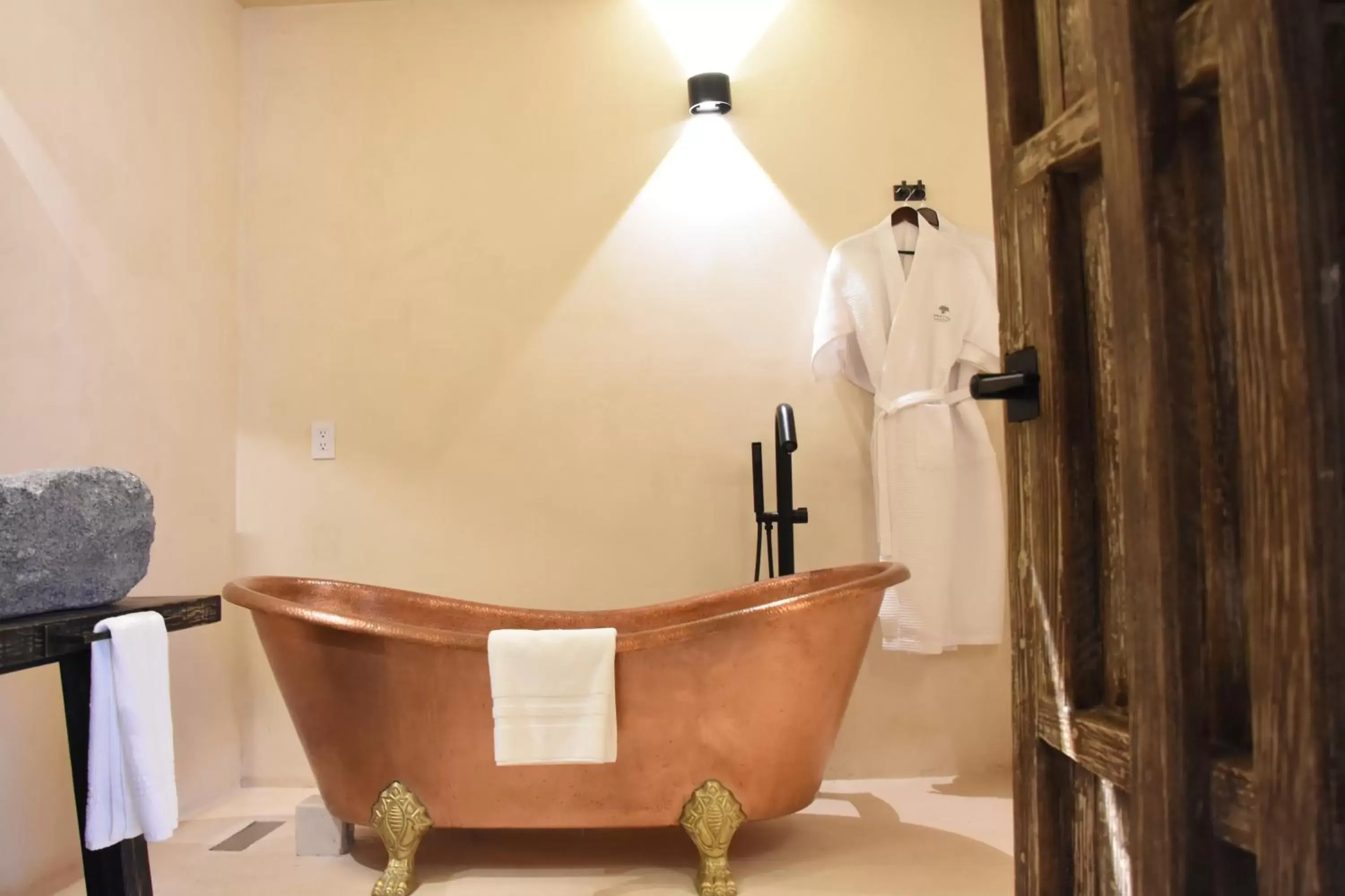 Shower, Bathroom in Amatte San Miguel de Allende