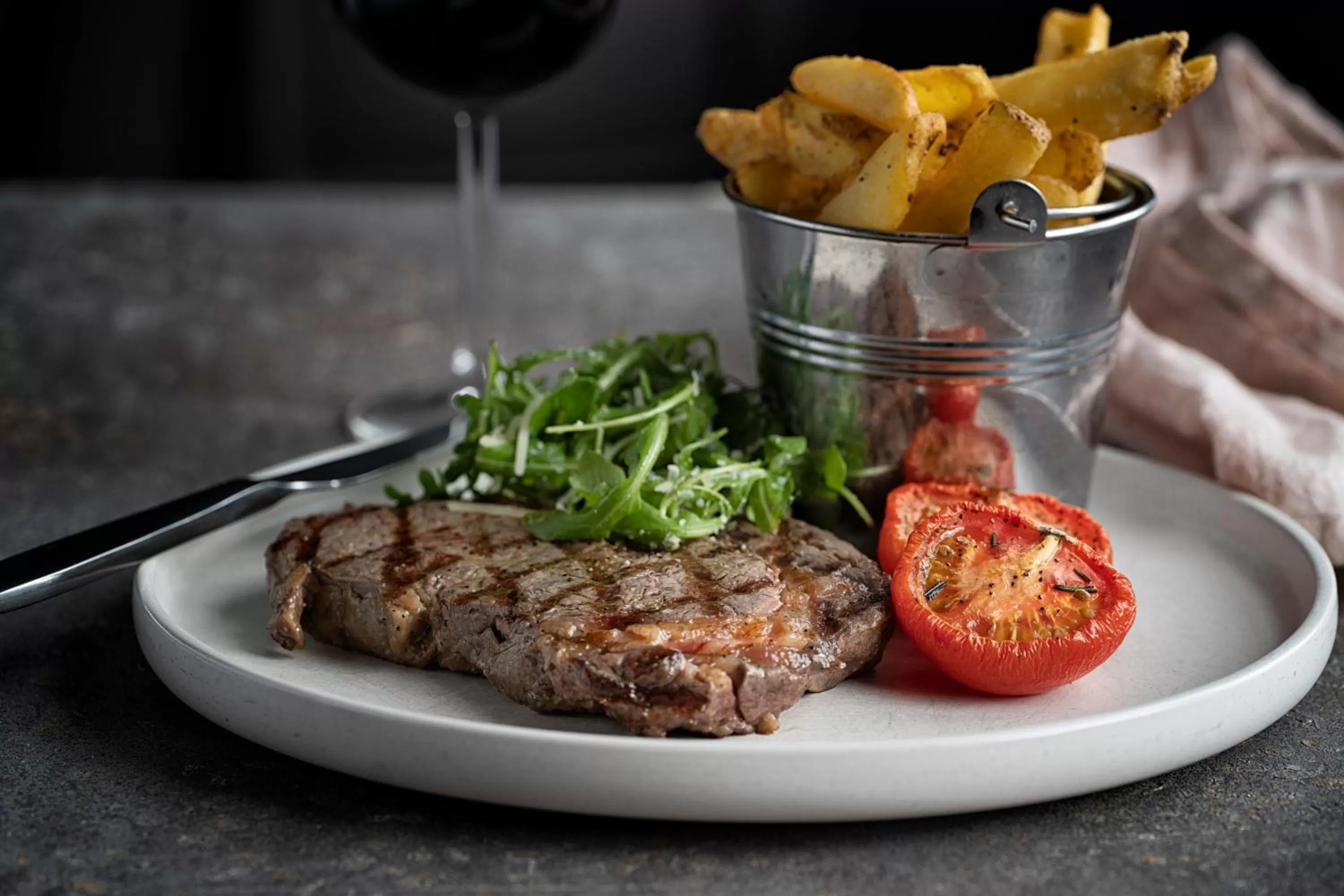 Food and drinks in Mount Pleasant Hotel