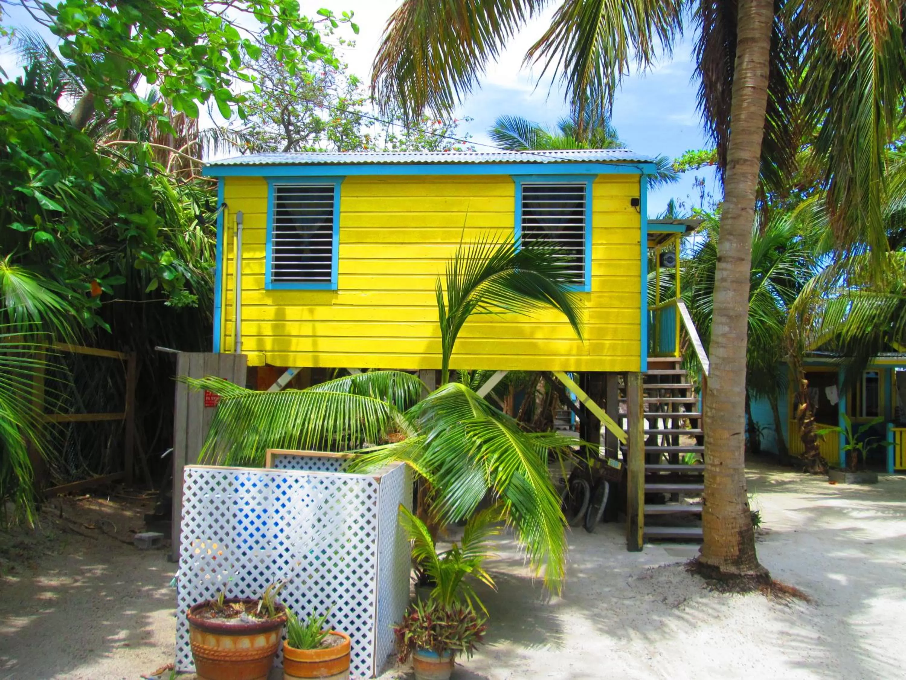 Photo of the whole room in Colinda Cabanas