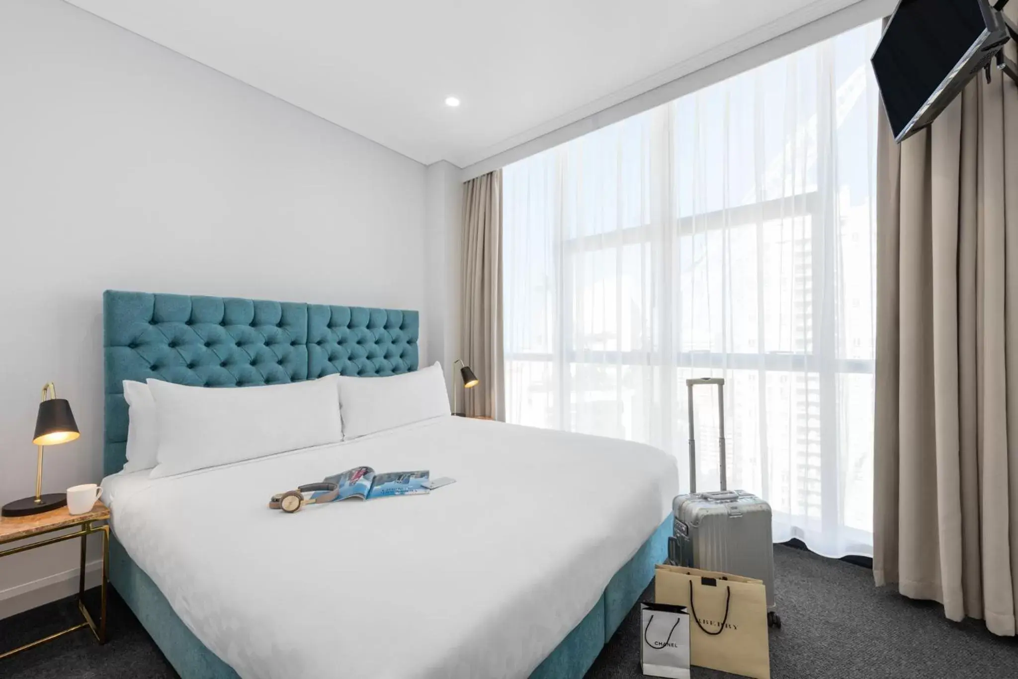 Bedroom, Bed in Meriton Suites Pitt Street, Sydney